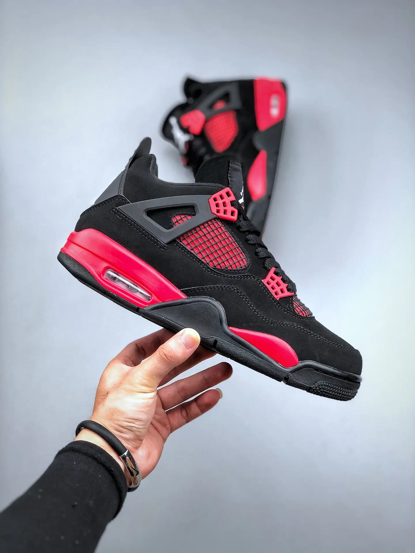 Air Jordan 4 Red Thunder Replica: A Deep Dive into the Iconic Sneaker | YtaYta