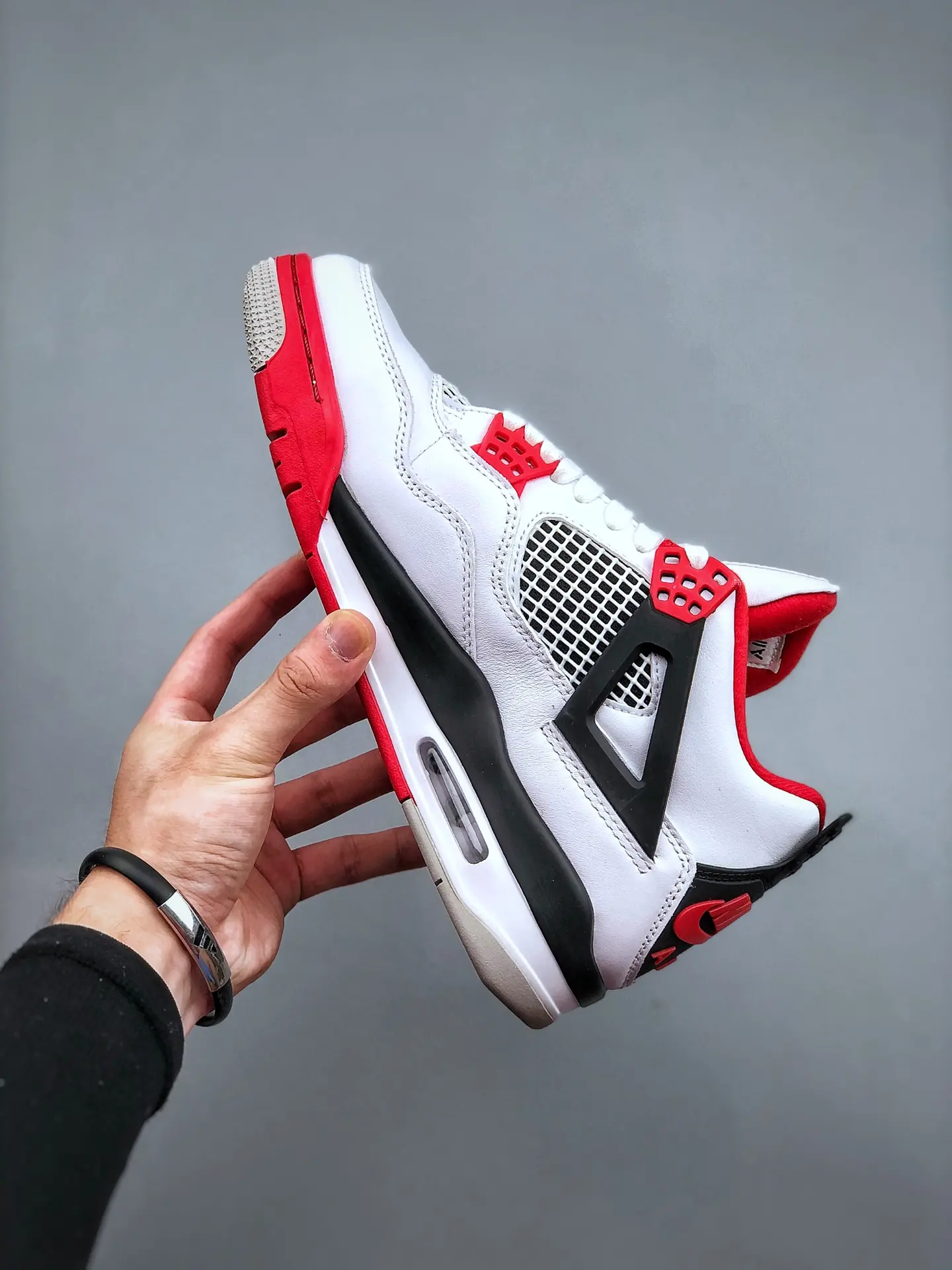 Rep Fake Replica Air Jordan 4 Fire Red Cement Bred (2020) DC7770-160 Men Sz 10.5 | YtaYta