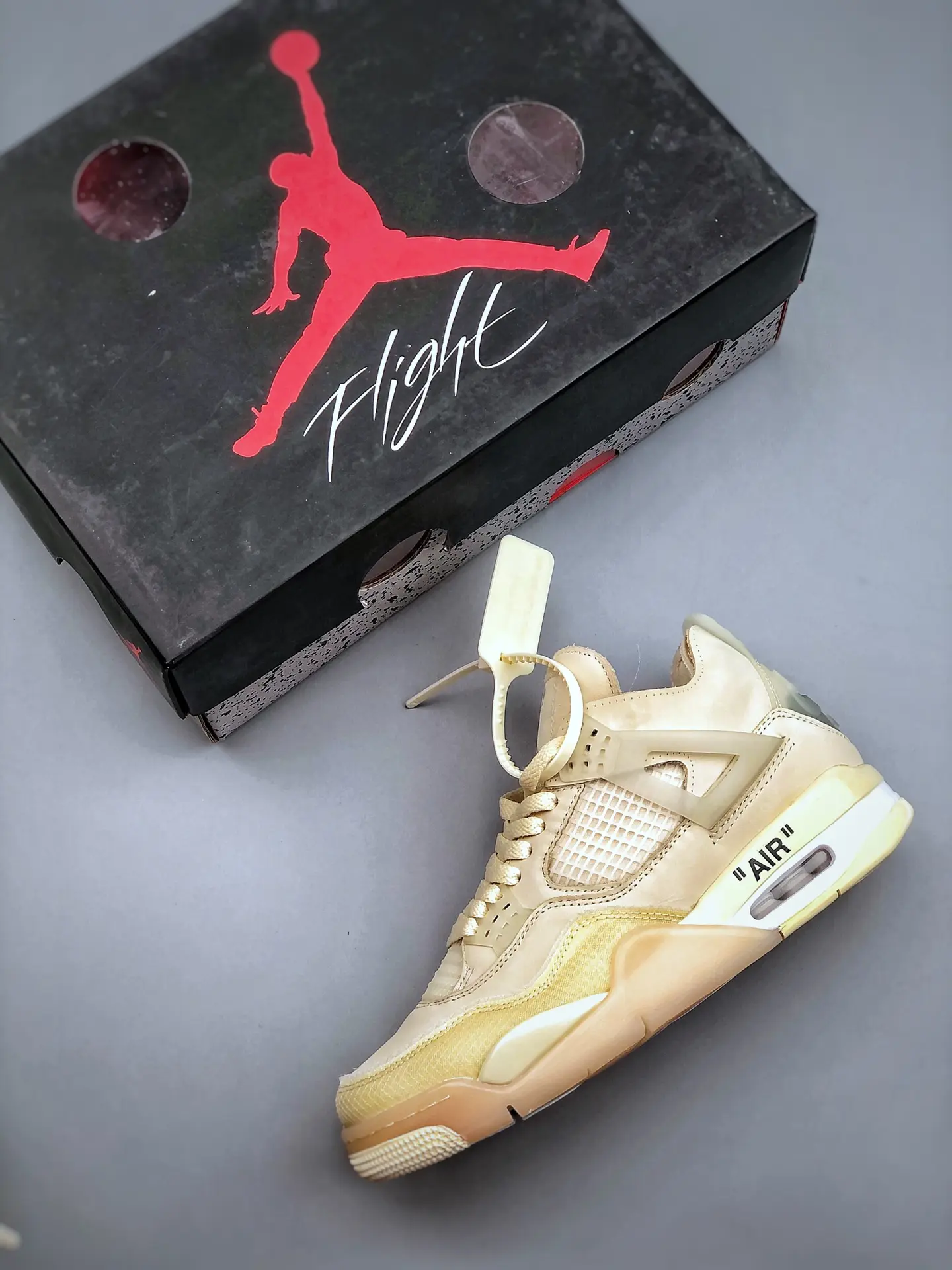 Replica Air Jordan 4 Retro SP x Off-White Sail Beige Leather Review | YtaYta