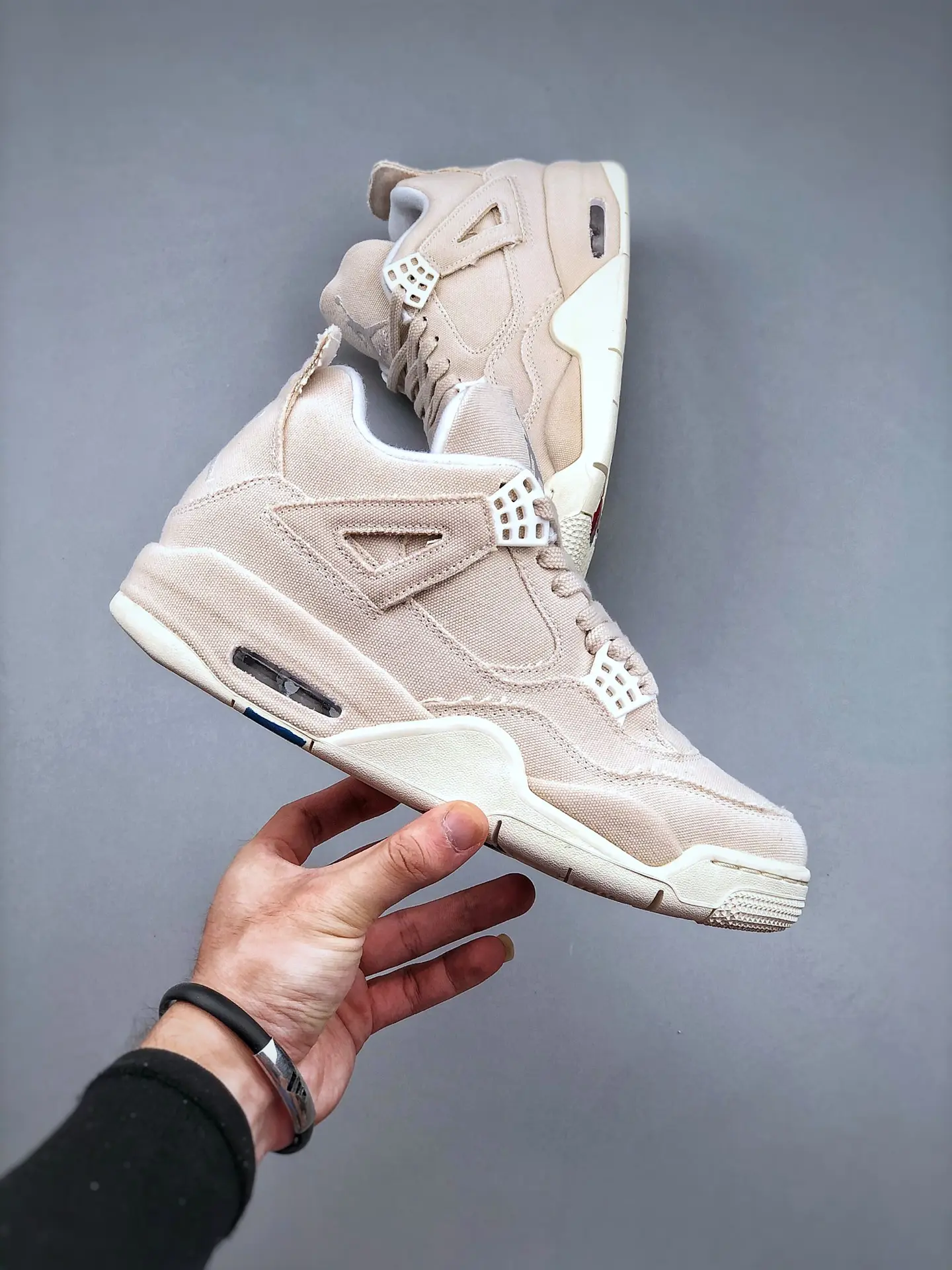 The Versatile Allure of Air Jordan 4 Retro 'Blank Canvas' Replica | YtaYta