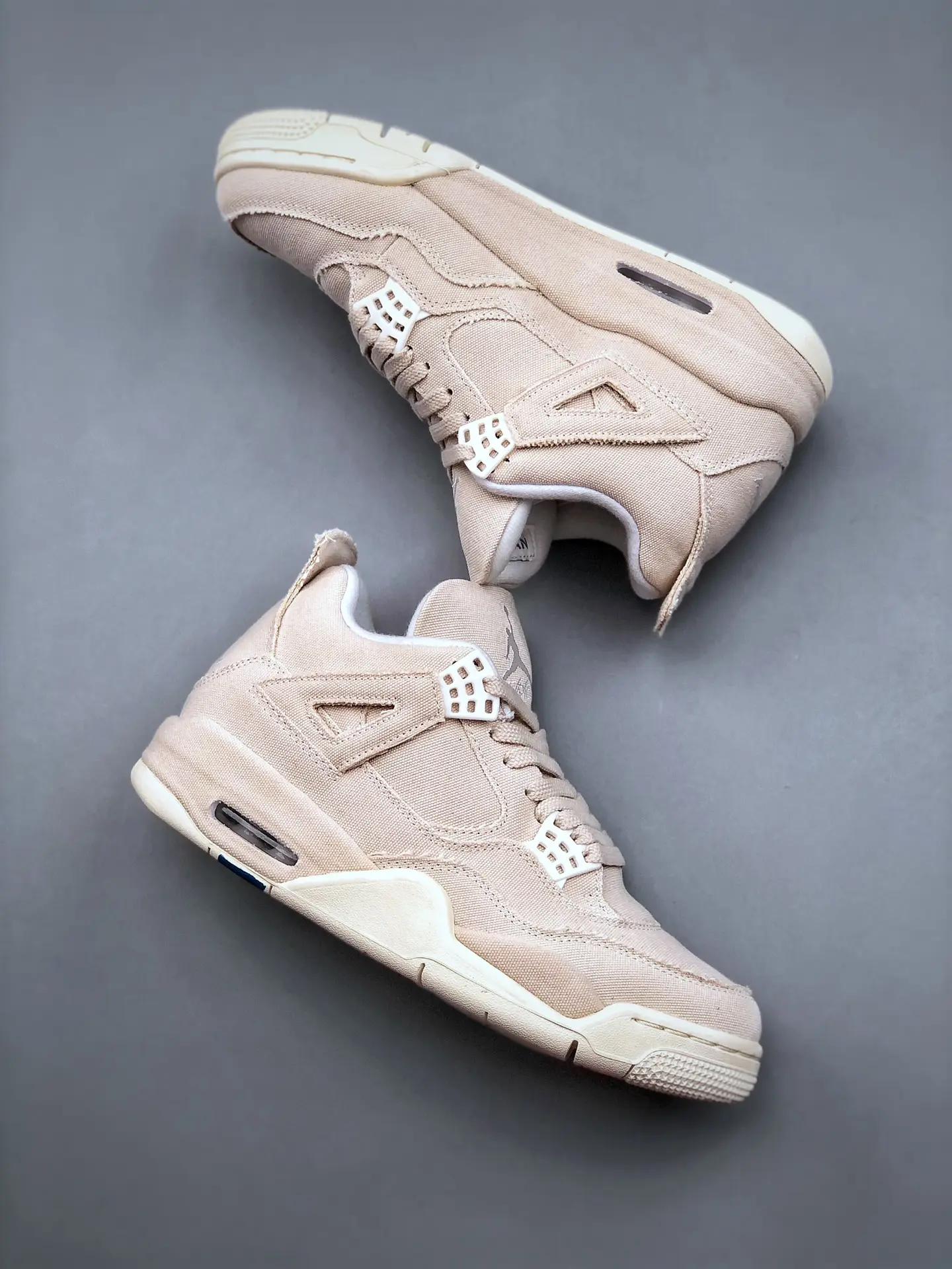 The Versatile Allure of Air Jordan 4 Retro 'Blank Canvas' Replica | YtaYta