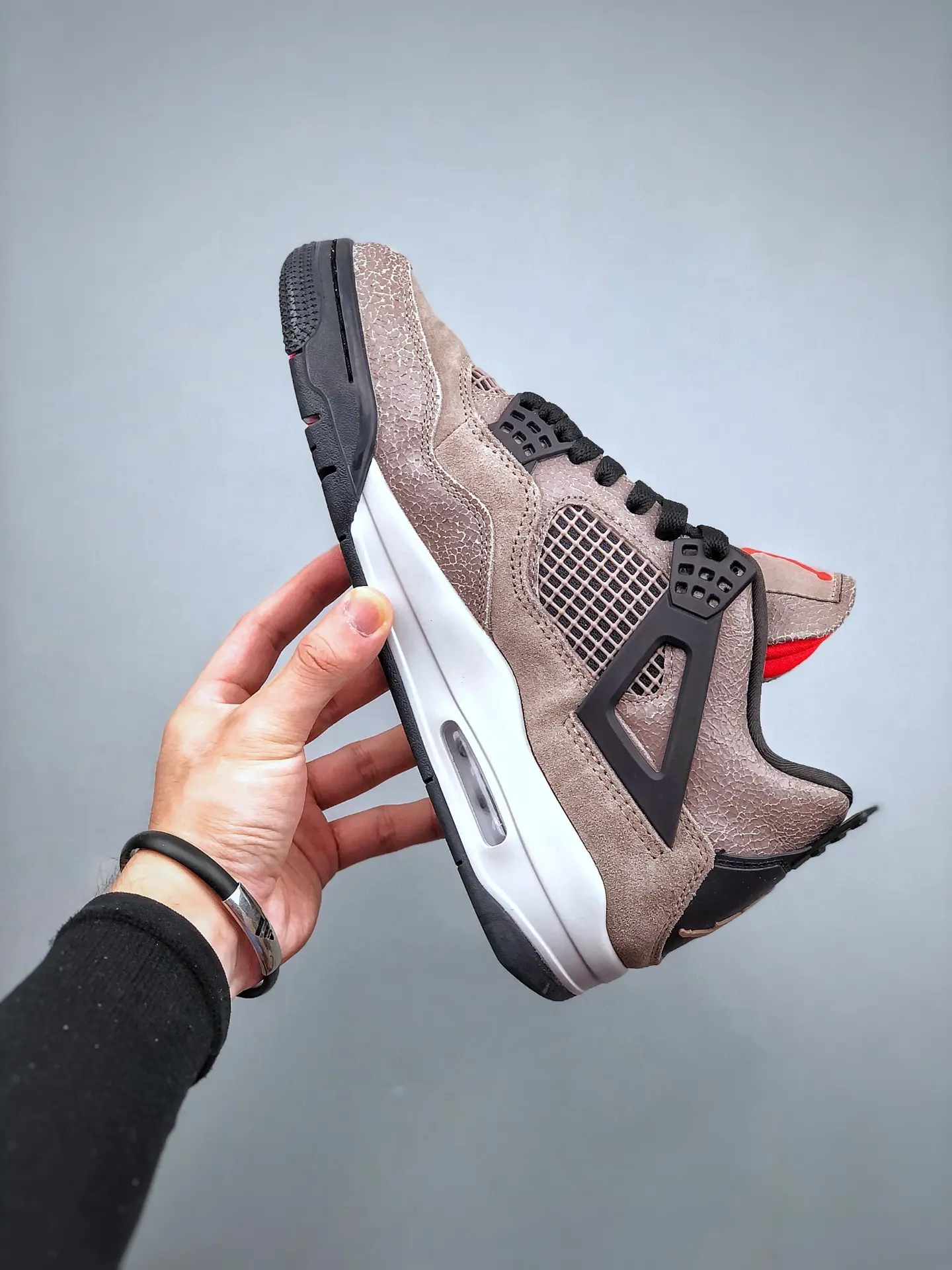 Replica Air Jordan 4 Taupe Haze DB0732-200: A Comprehensive Review | YtaYta