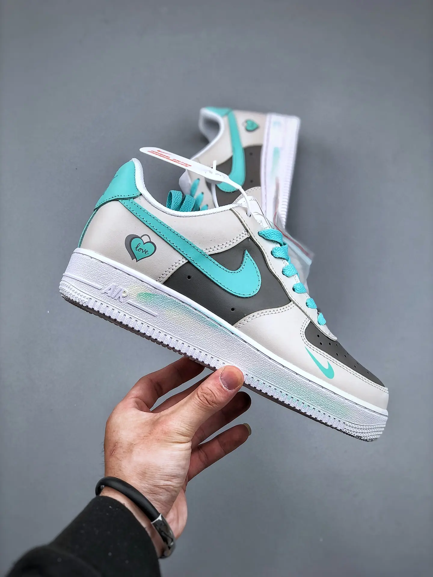 Ultimate Guide to Custom Nike Air Force 1 Sneakers: Replica vs. Authentic | YtaYta