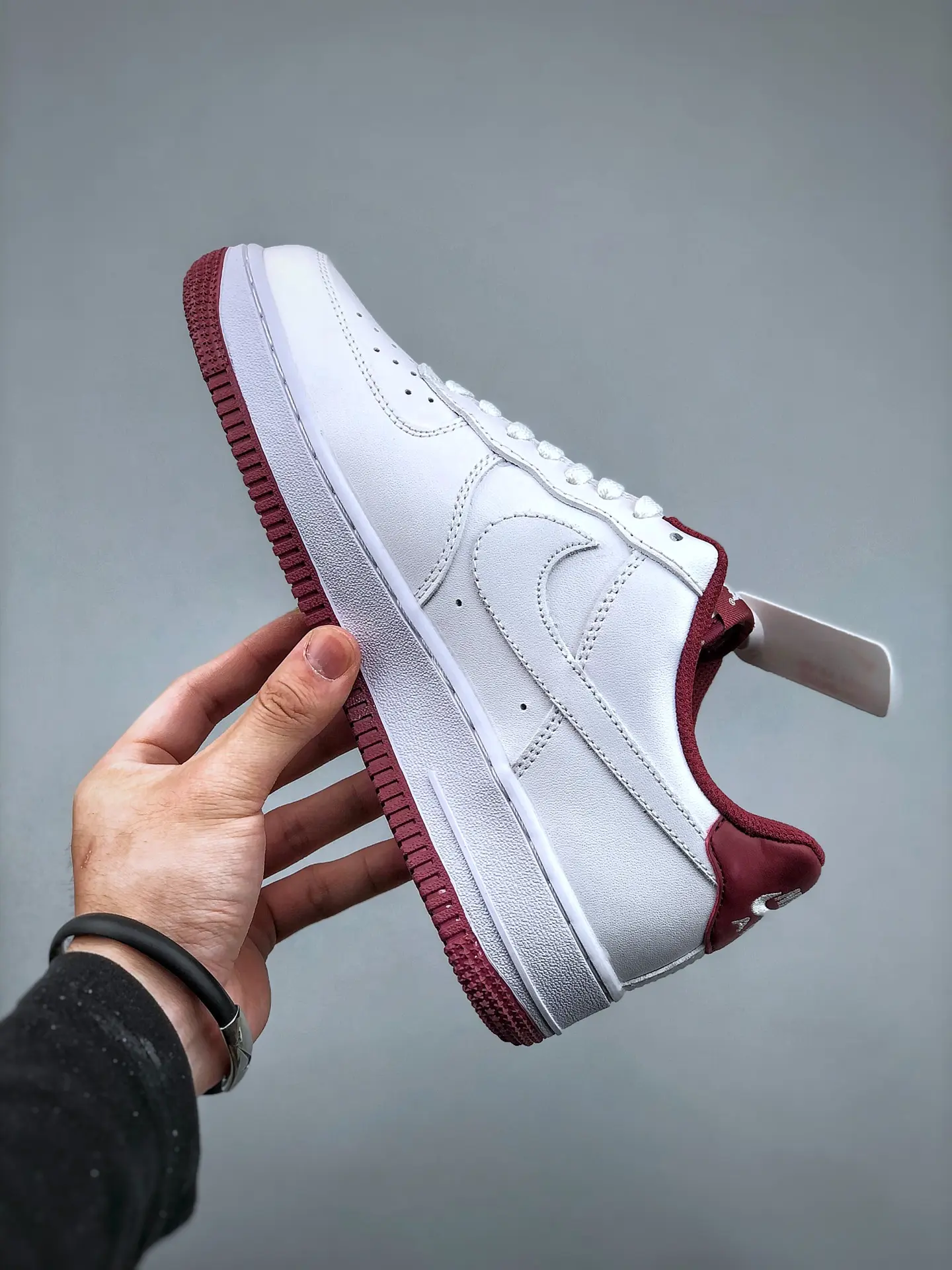 Nike Air Force 1 '07 White Dark Beetroot Replica: Comprehensive Review | YtaYta