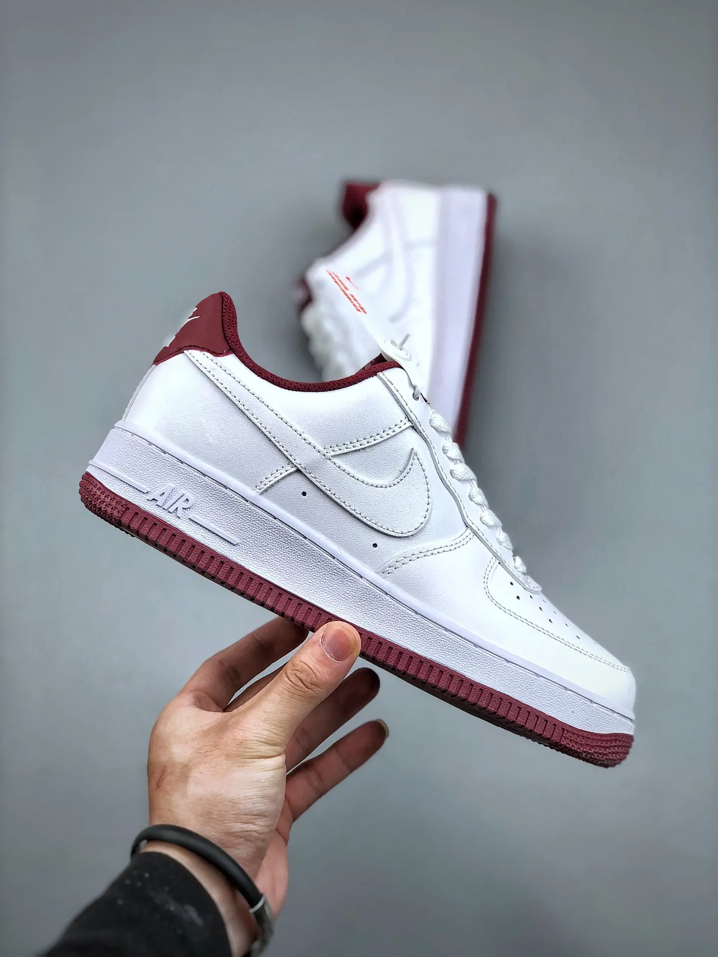 Nike Air Force 1 '07 White Dark Beetroot Replica: Comprehensive Review | YtaYta