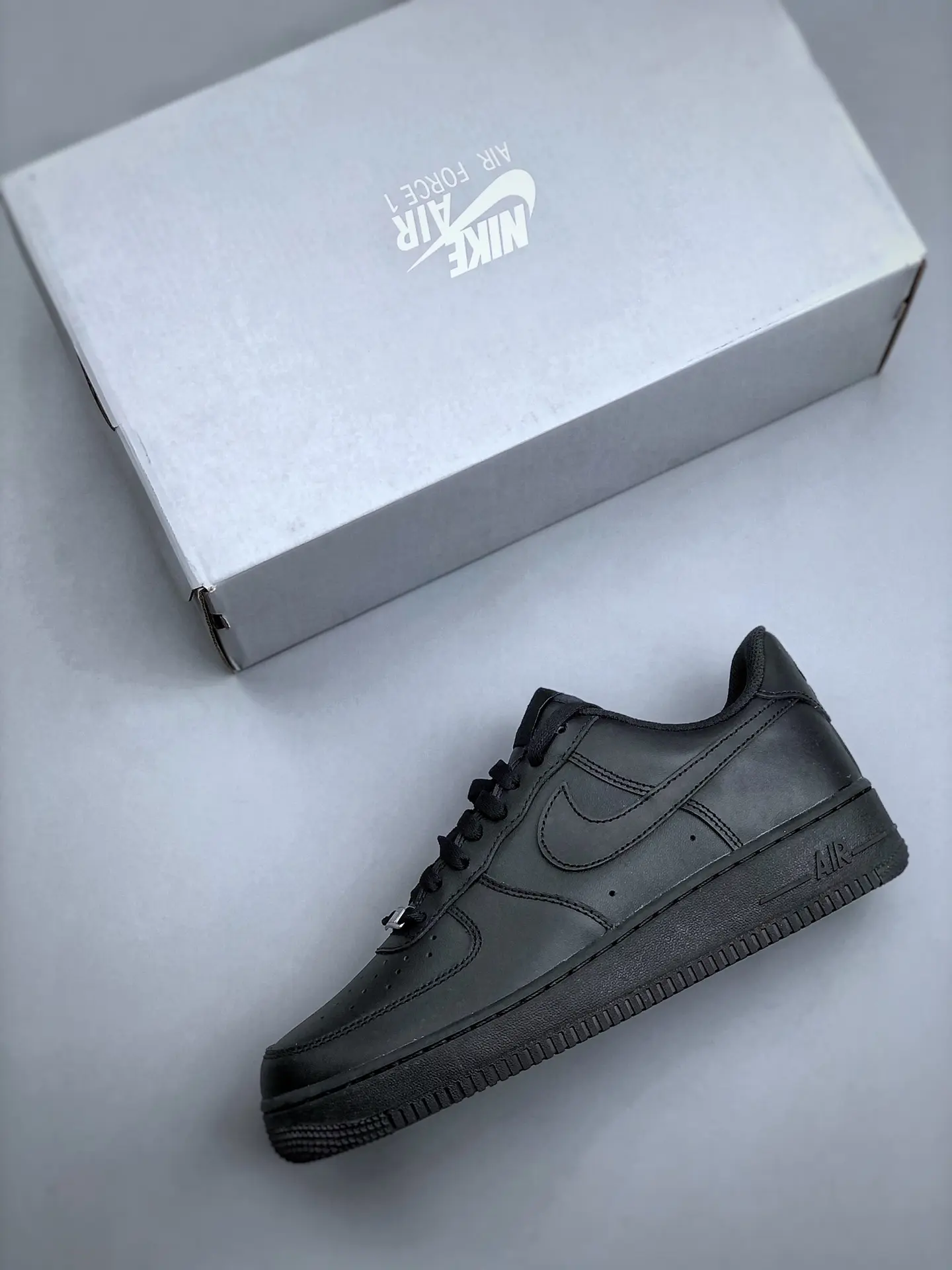 Nike Air Force 1 '07 Women's Shoes - Black (Replica) Review | YtaYta