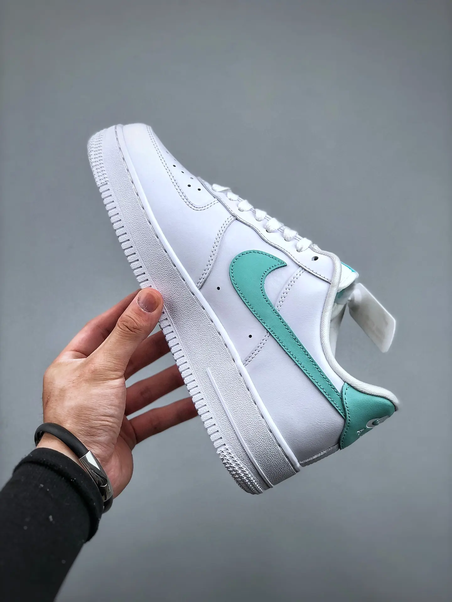 Authenticity vs. Imitation: The Spectrum of Nike Air Force 1 Sneakers | YtaYta