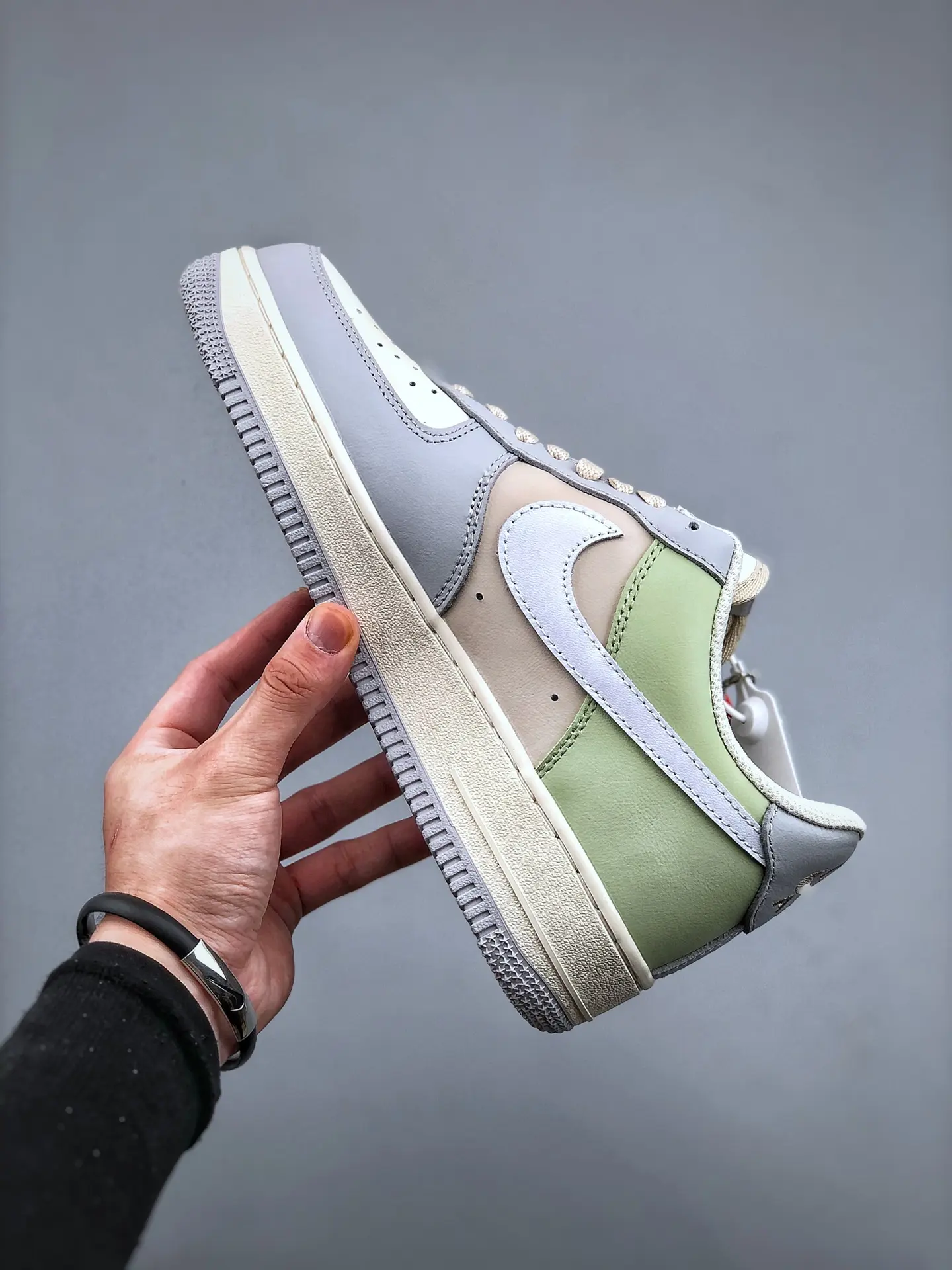 The Ultimate Guide to Replica Nike Air Force 1 Sneakers: Styles, Colors, and Customization | YtaYta