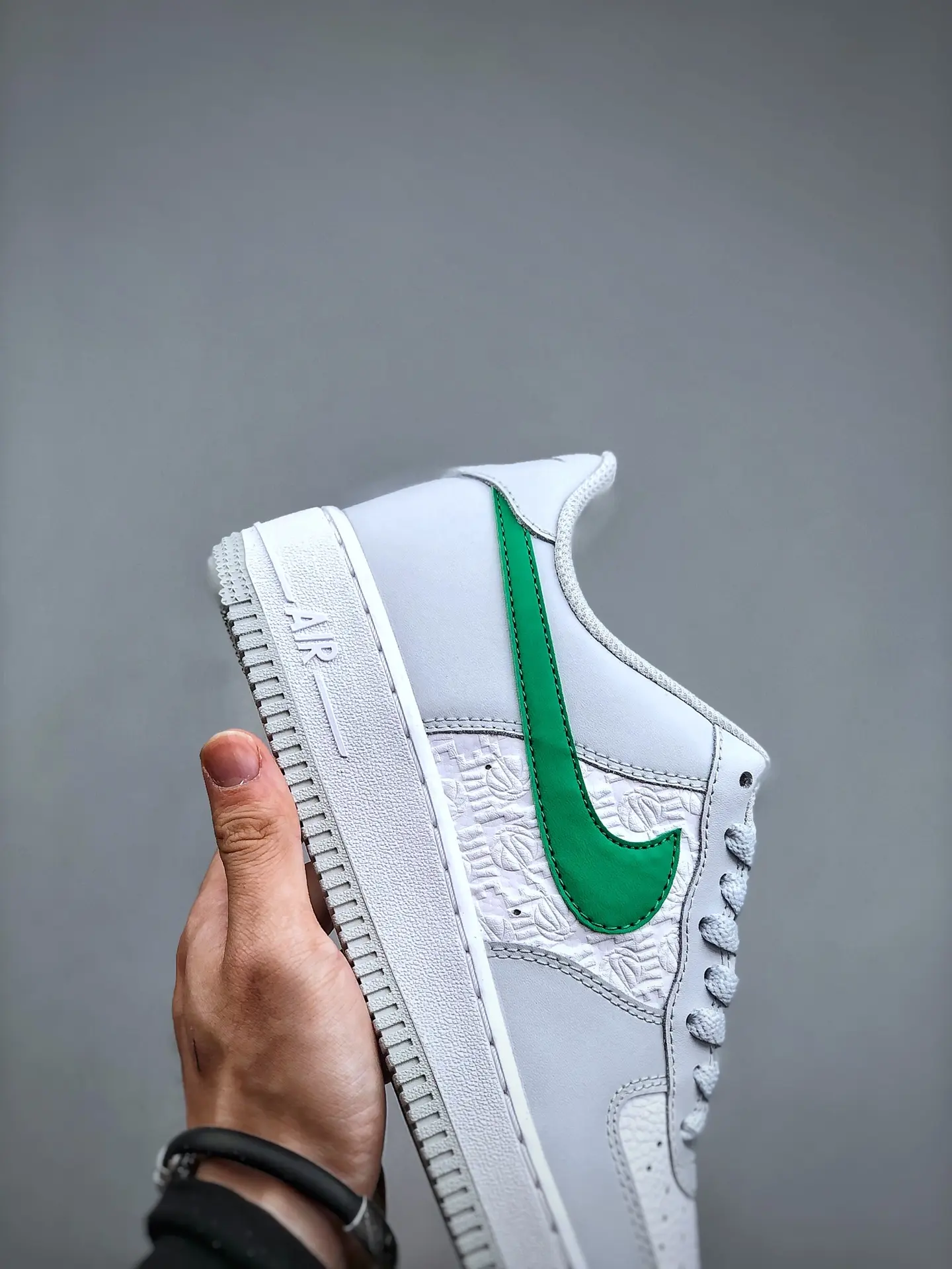 Nike Air Force 1 '07 Pine Green: A Comprehensive Review of Replica Sneakers | YtaYta