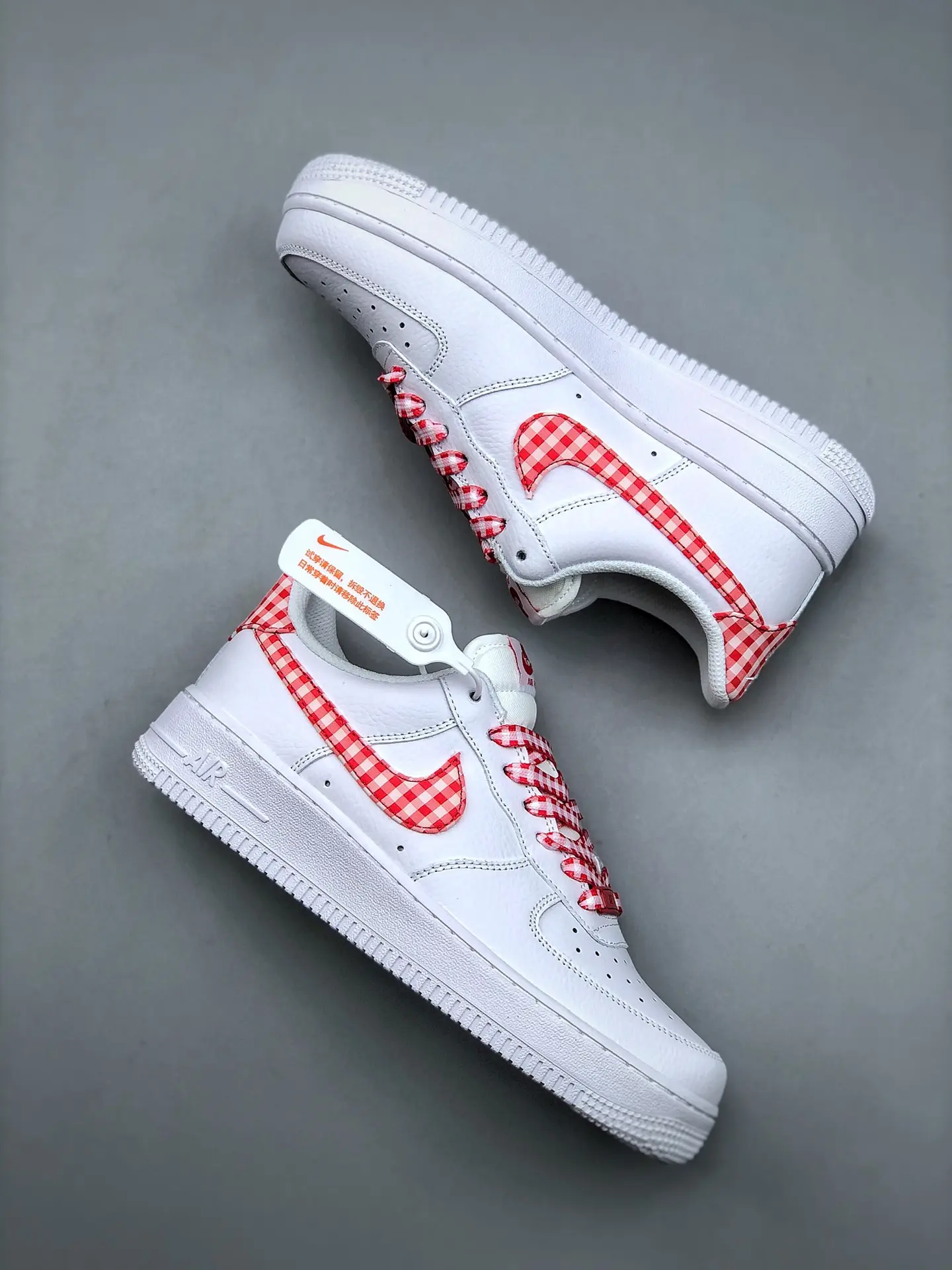 Nike Air Force 1 Low Red Gingham Replica Review: Style and Substance | YtaYta