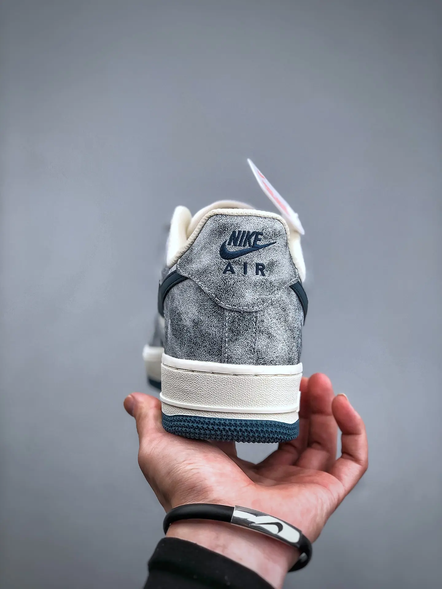 The Comprehensive Guide to Replica Nike Air Force 1 Sneakers: Styles, Pros, and Cons | YtaYta