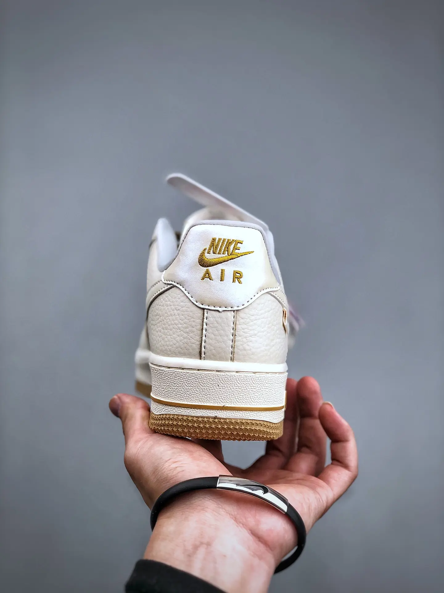 Nike Air Force 1 Low White Light Brown Replica: A Detailed Review | YtaYta