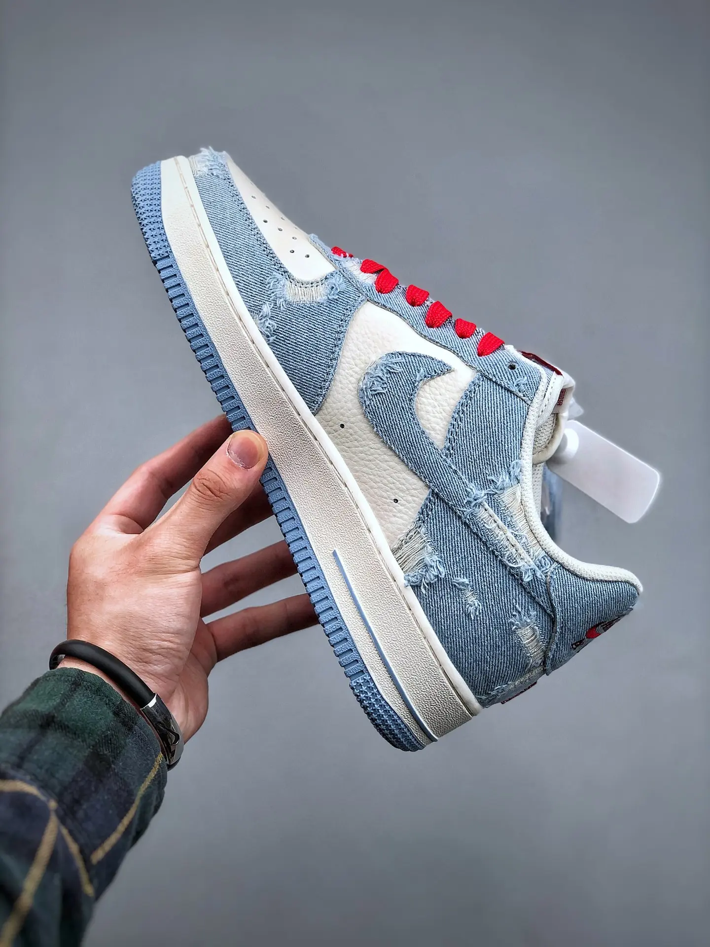 Levi’s x Nike Air Force 1 Low Blue Denim Replica: Affordable Style | YtaYta