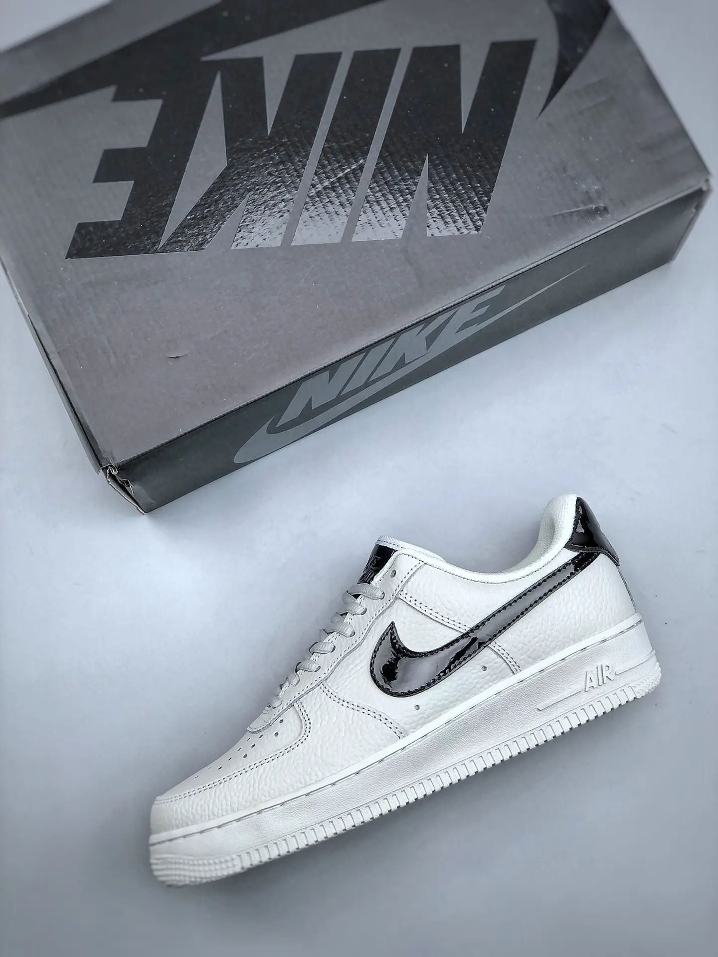 Nike Air Force 1 Low Ken Griffey Jr. And Sr. Swingman Replica: A Comprehensive Guide | YtaYta