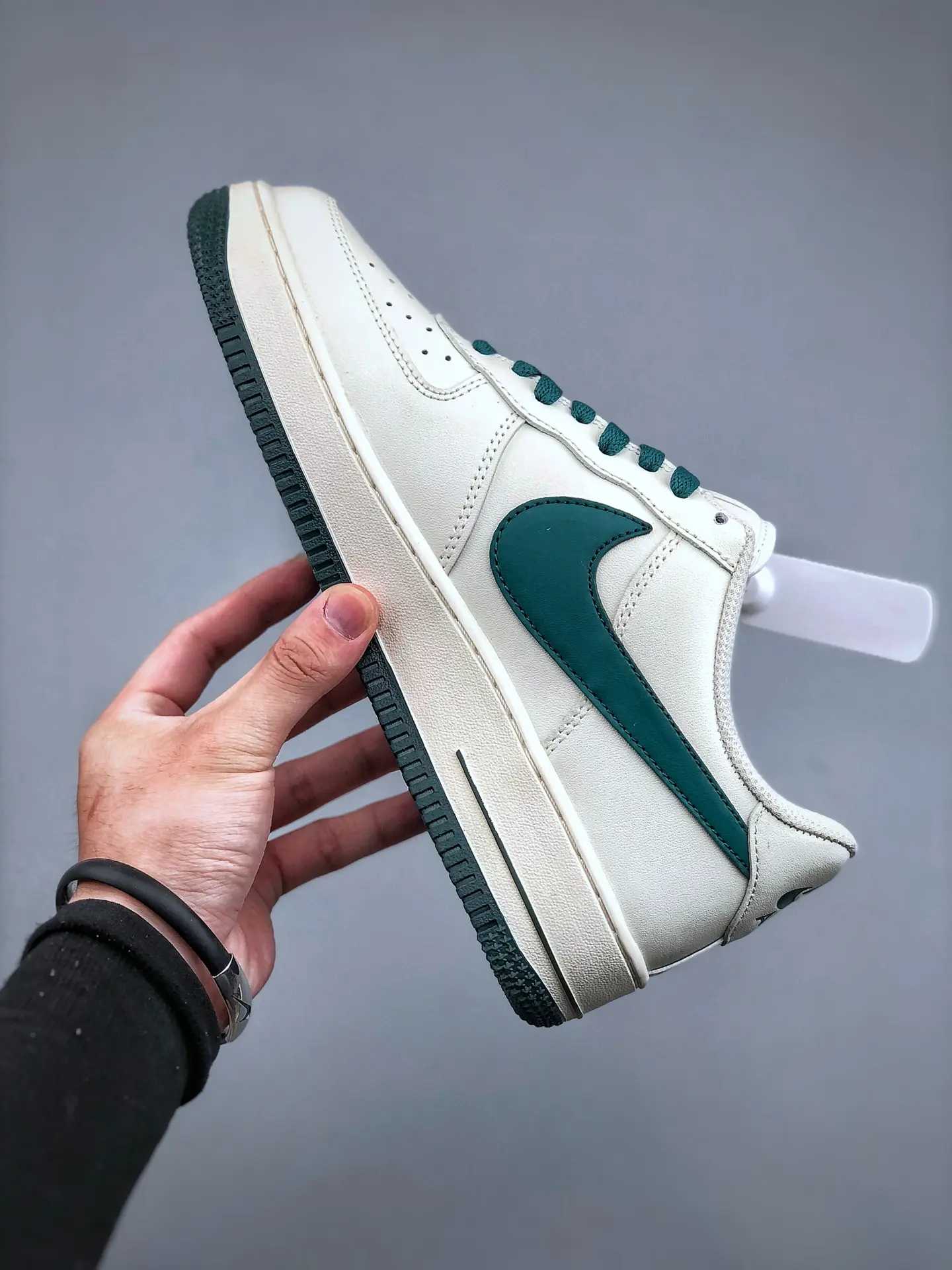 Replica Nike Air Force 1 'By You Pine Green' - A Stylish Alternative | YtaYta