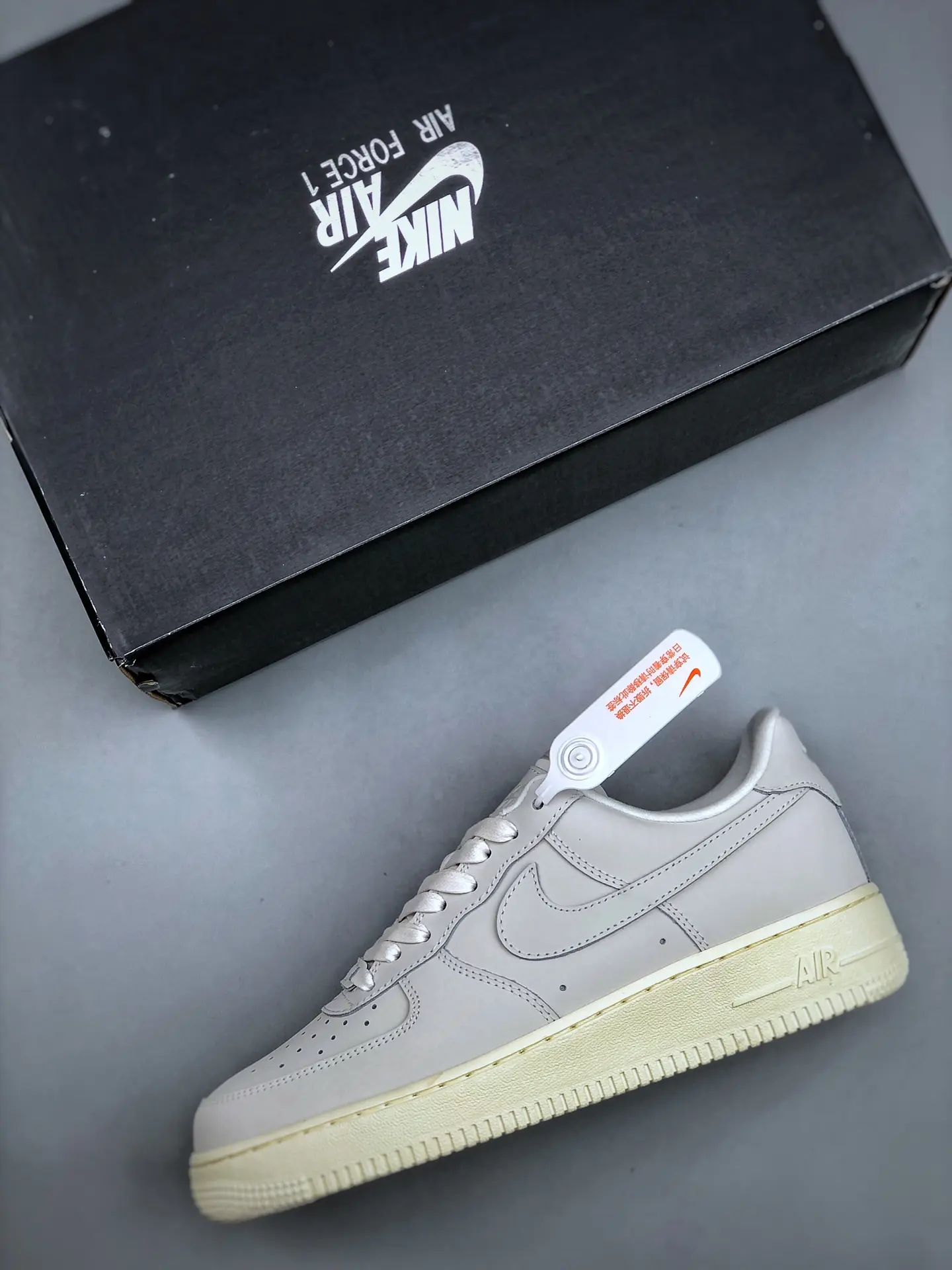 Replica Fake Rep Air Force Nike Air Force 1 Premium Women's Shoes in Summit White | YtaYta