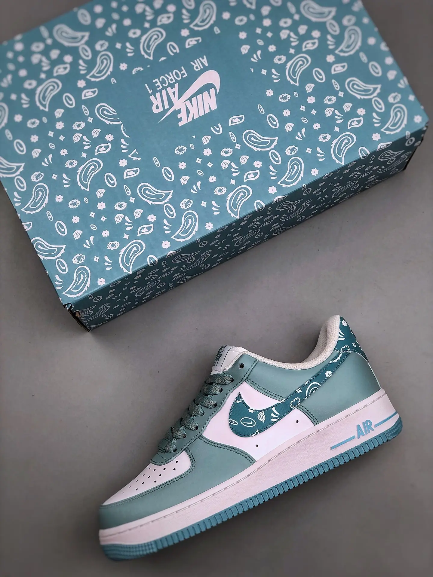 The Ultimate Guide to Custom Nike Air Force Sneakers and Replica Jewellery Sets | YtaYta