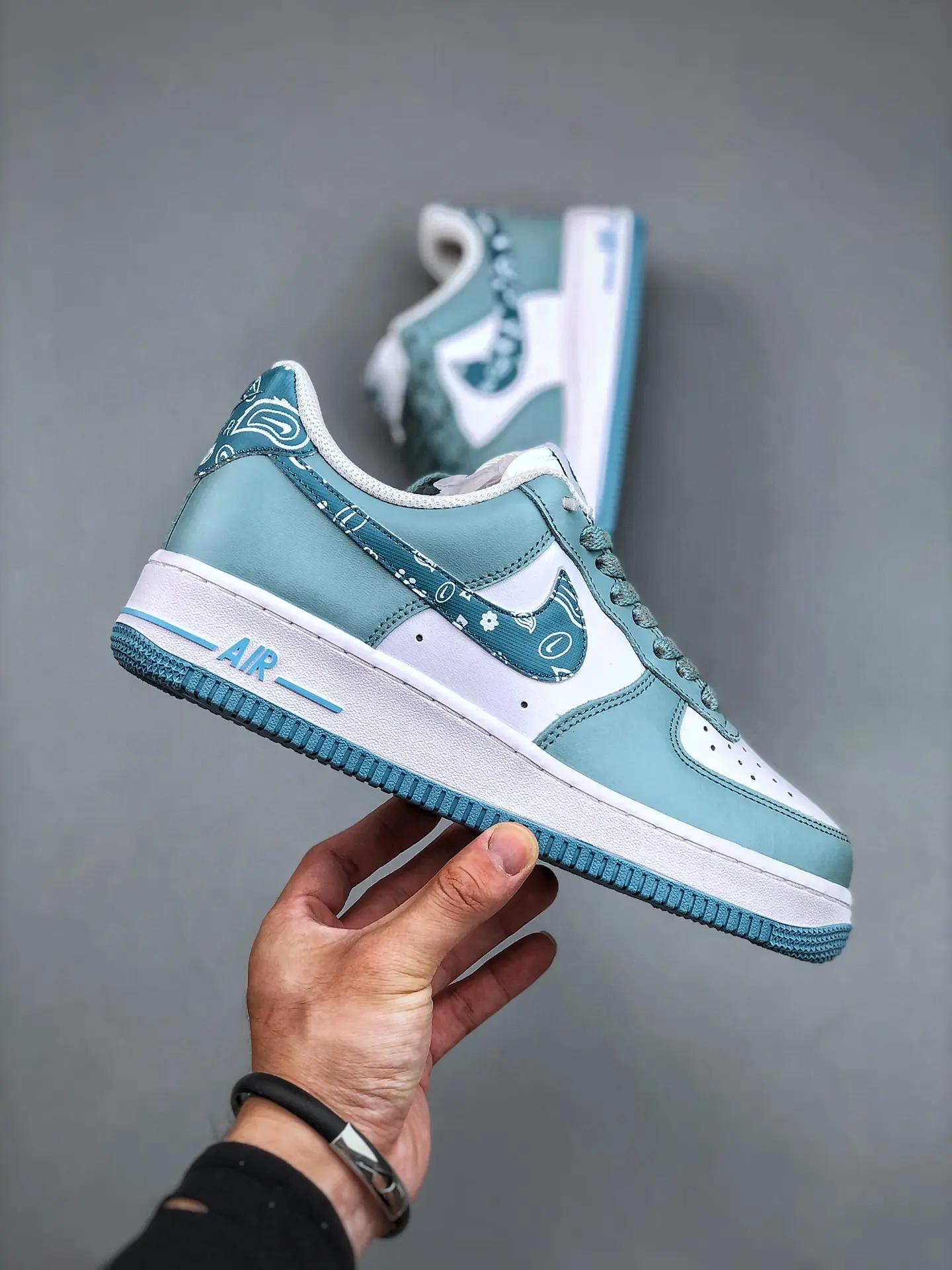 The Ultimate Guide to Custom Nike Air Force Sneakers and Replica Jewellery Sets | YtaYta