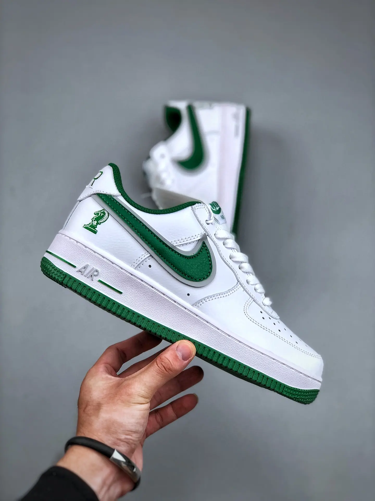 Unveiling the Replica Nike Air Force 1 Low: Green & White Edition | YtaYta