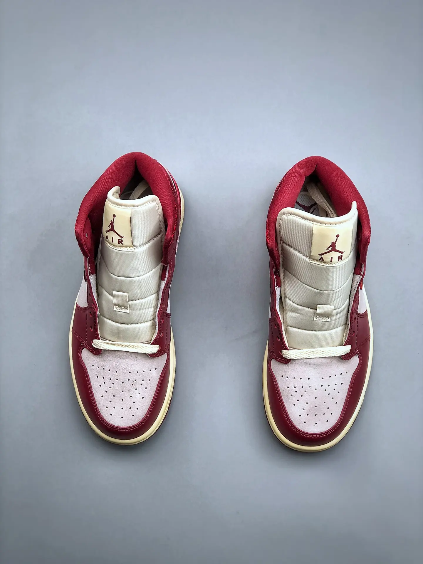 Women’s Replica Air Jordan 1 Mid White Red Review: A Comprehensive Guide | YtaYta