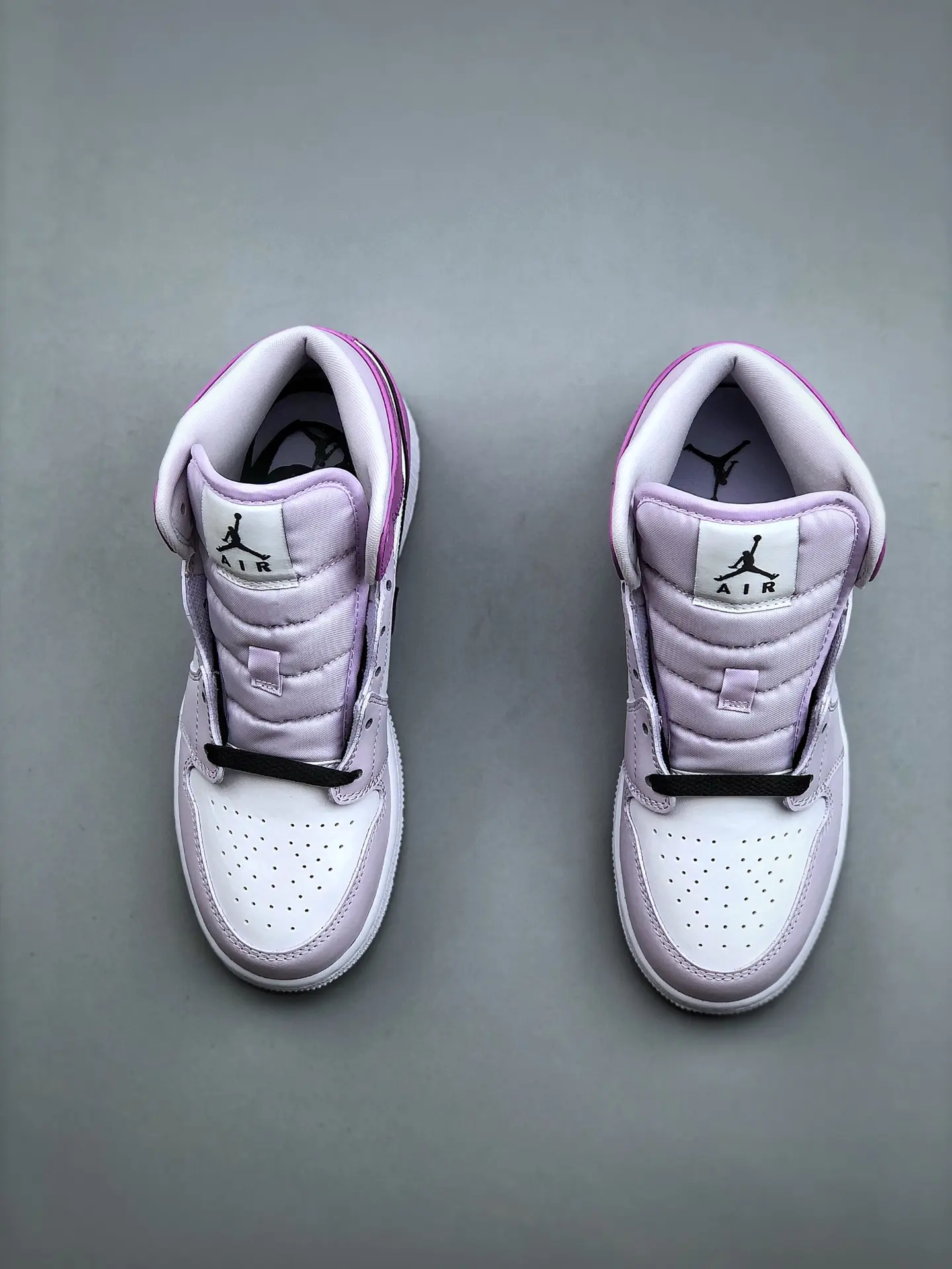 Unveiling the Air Jordan 1 Mid 'Barely Grape' - Kids' Edition (Replica) | YtaYta