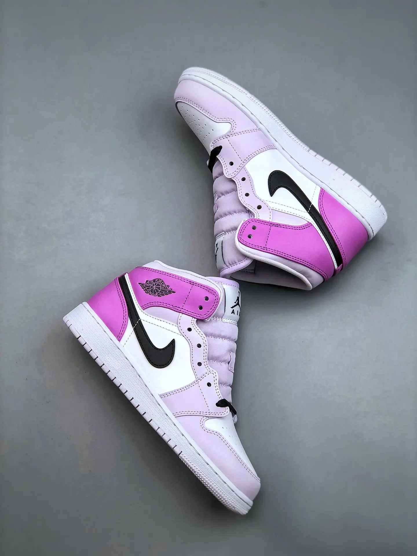 Unveiling the Air Jordan 1 Mid 'Barely Grape' - Kids' Edition (Replica) | YtaYta