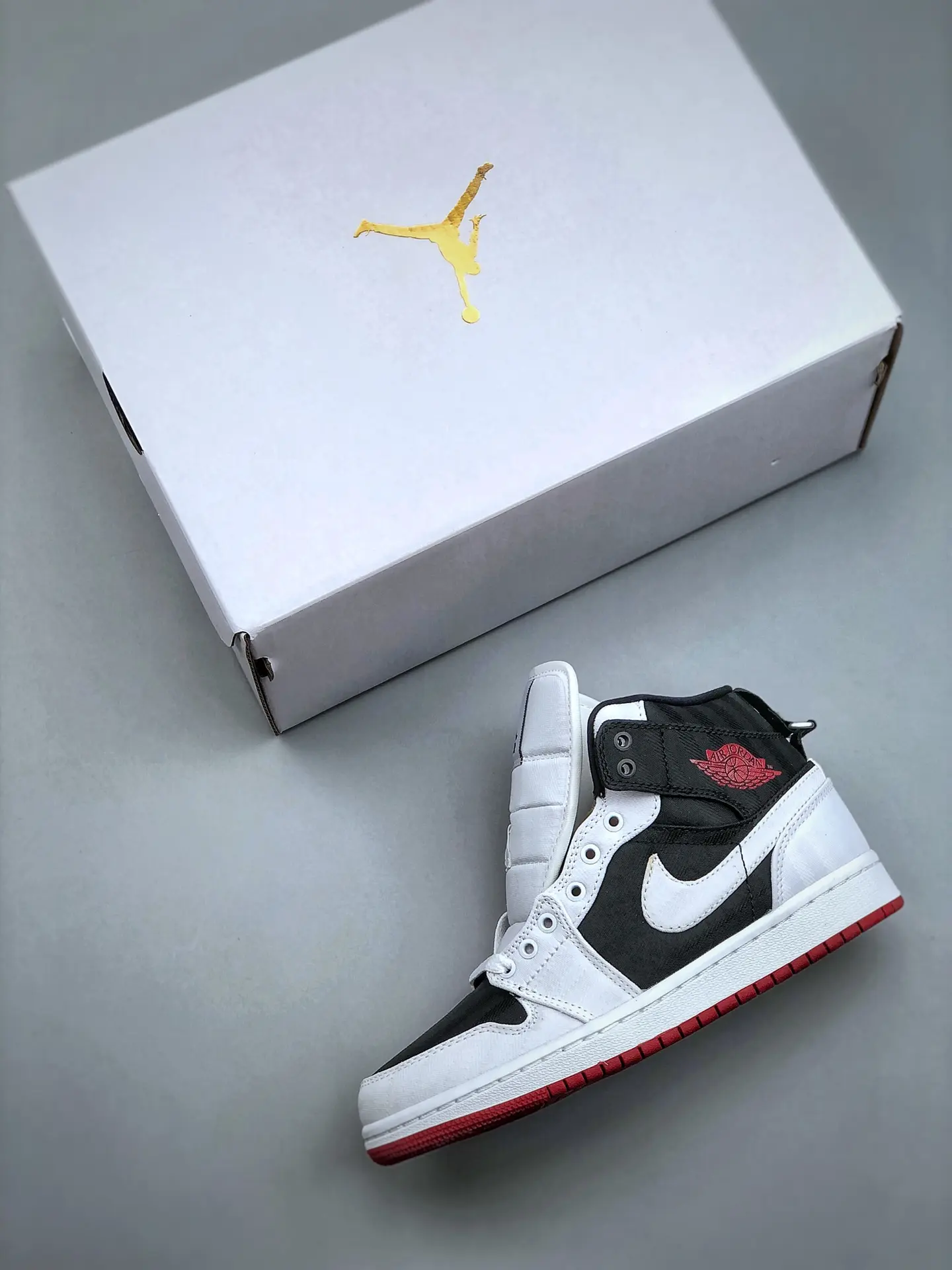 Unveiling the Replica Air Jordan 1 Mid SE Utility 'White Black Gym Red' | YtaYta