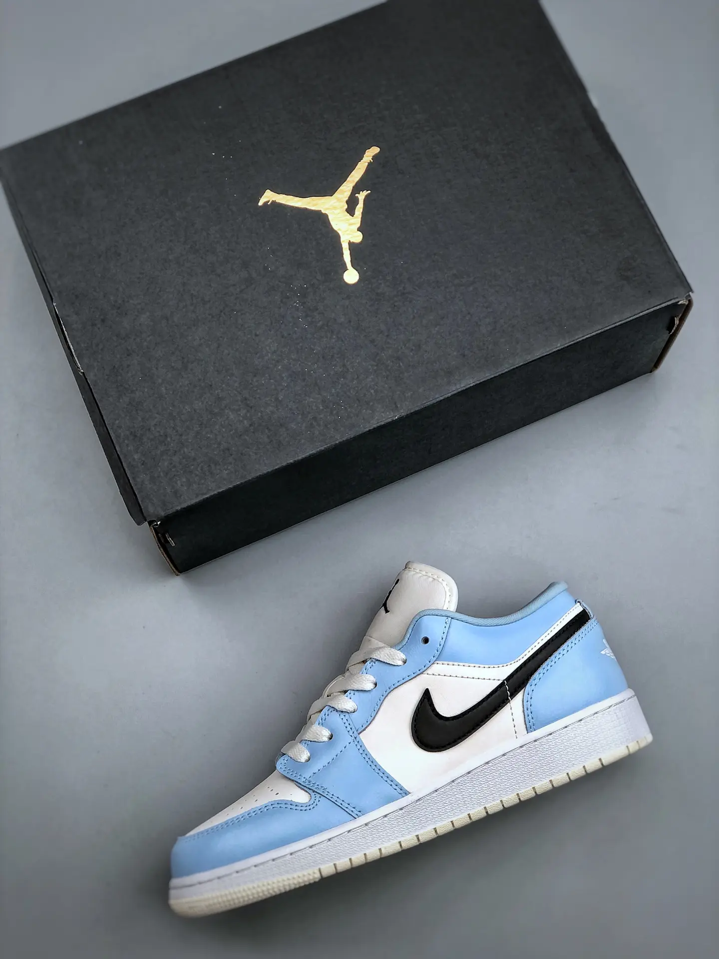 Authenticity and Style: The Ice Blue Nike Air Jordan 1 Low for Women | YtaYta