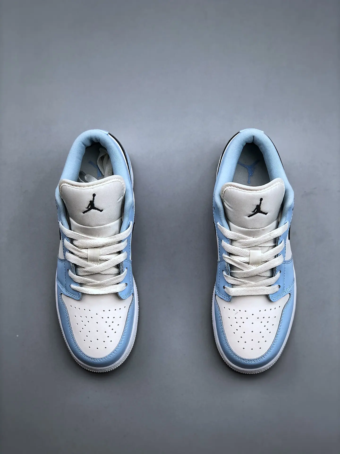 Authenticity and Style: The Ice Blue Nike Air Jordan 1 Low for Women | YtaYta