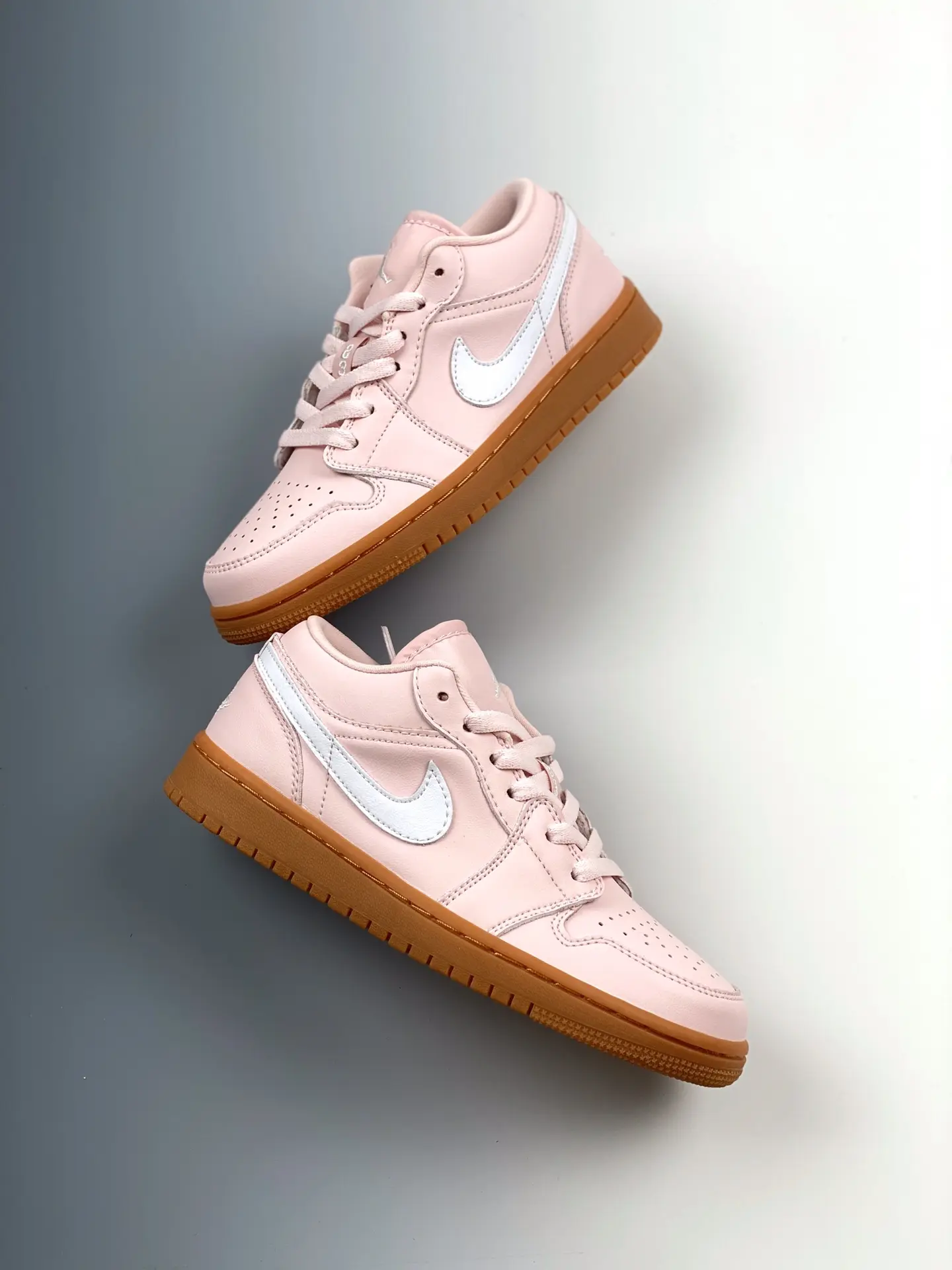 Unveiling the Replica Air Jordan 1 Low Arctic Pink Gum Sneakers | YtaYta