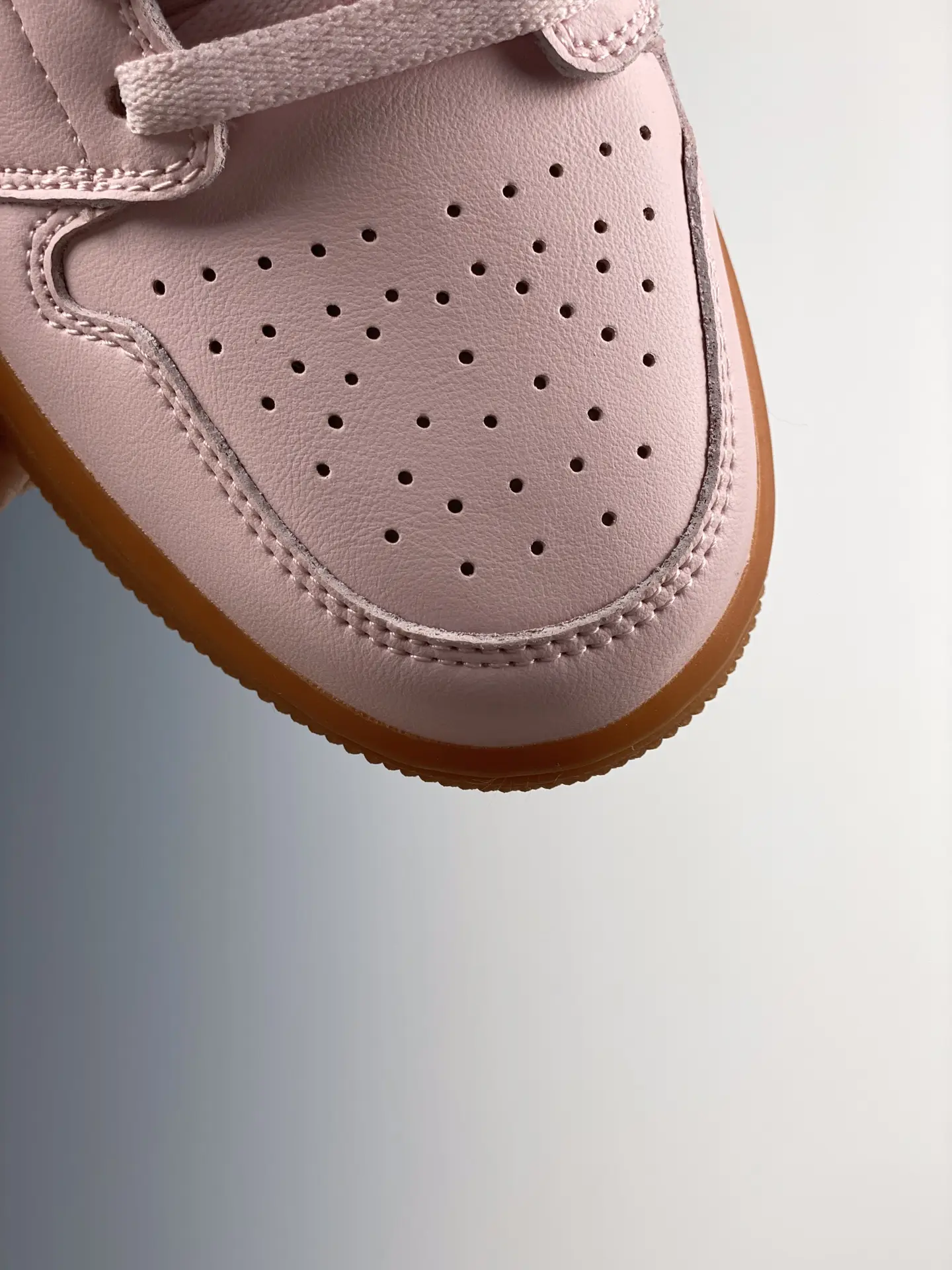 Unveiling the Replica Air Jordan 1 Low Arctic Pink Gum Sneakers | YtaYta