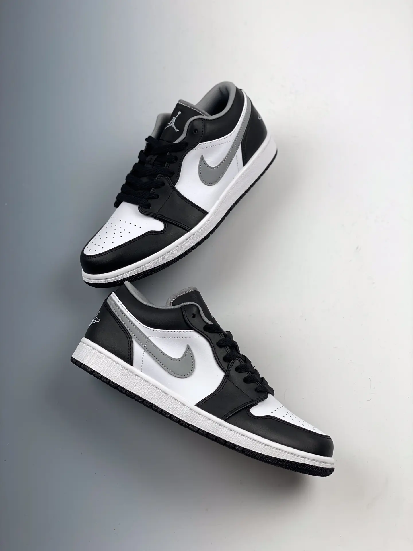 Replica Air Jordan 1 Low Black/Gray/White: A Comprehensive Review | YtaYta