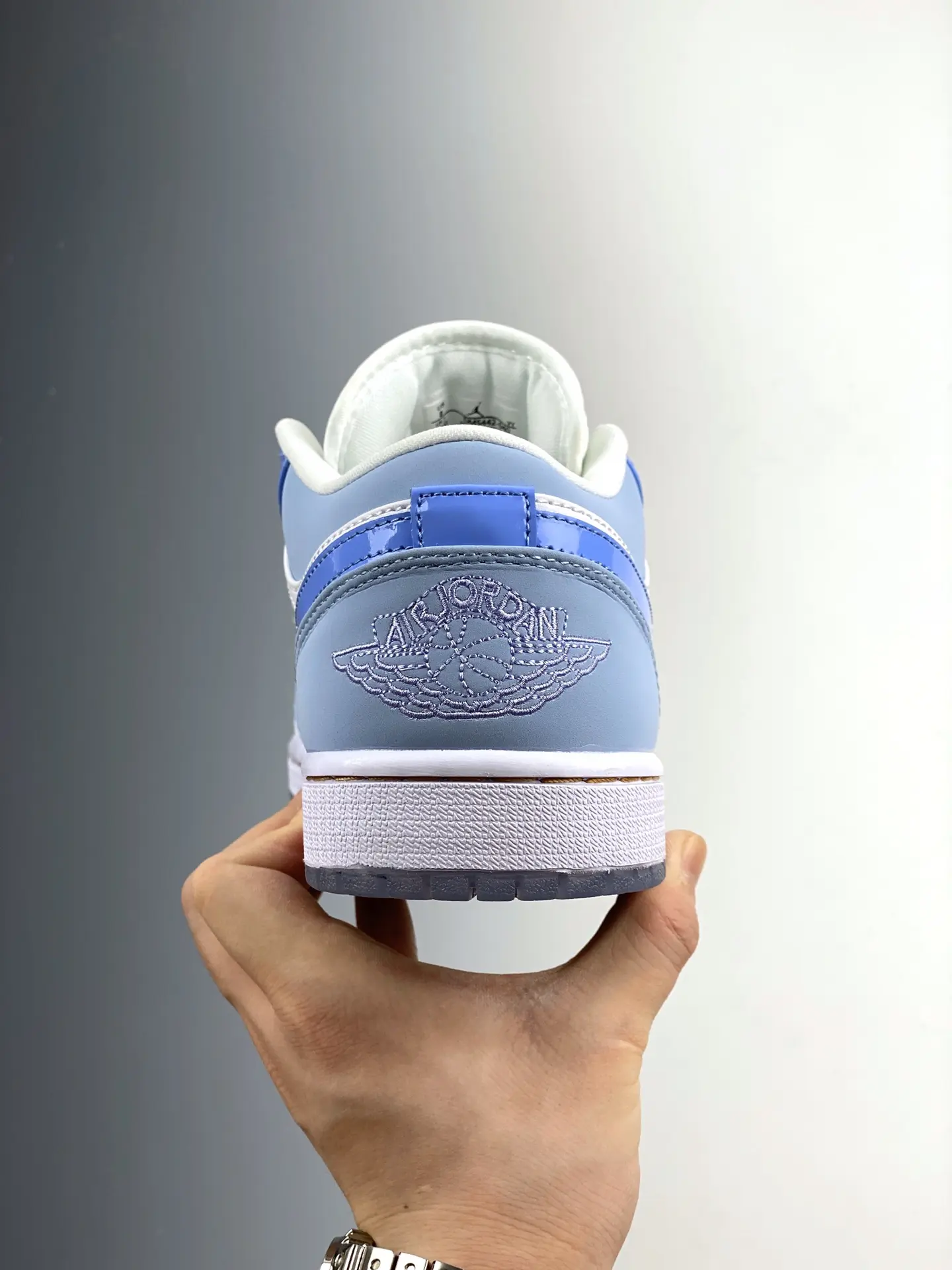 Air Jordan 1 Low Golf 'UNC' Replica Review: Pros, Cons, and Comparisons | YtaYta