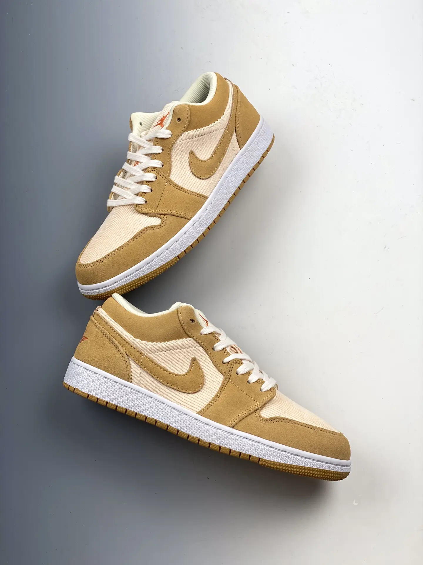 Air Jordan 1 Low SE Women's Shoes Twine Orange Quartz Corduroy - A Comprehensive Review | YtaYta