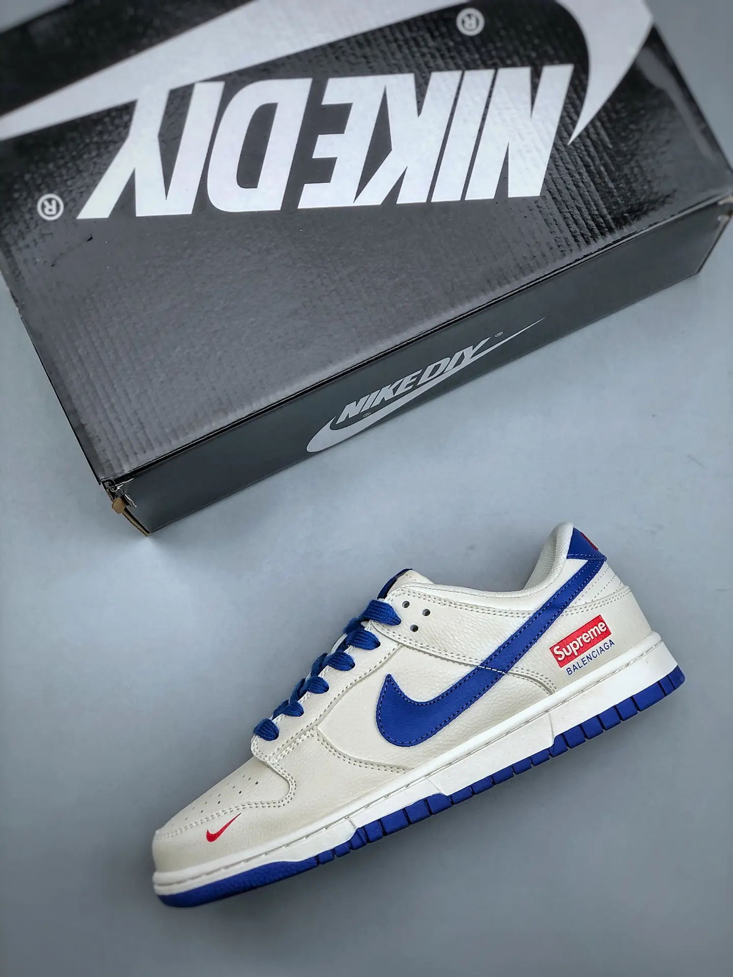 Supreme x University Nike SB Dunk Low Royal Blue Red White Replica | YtaYta