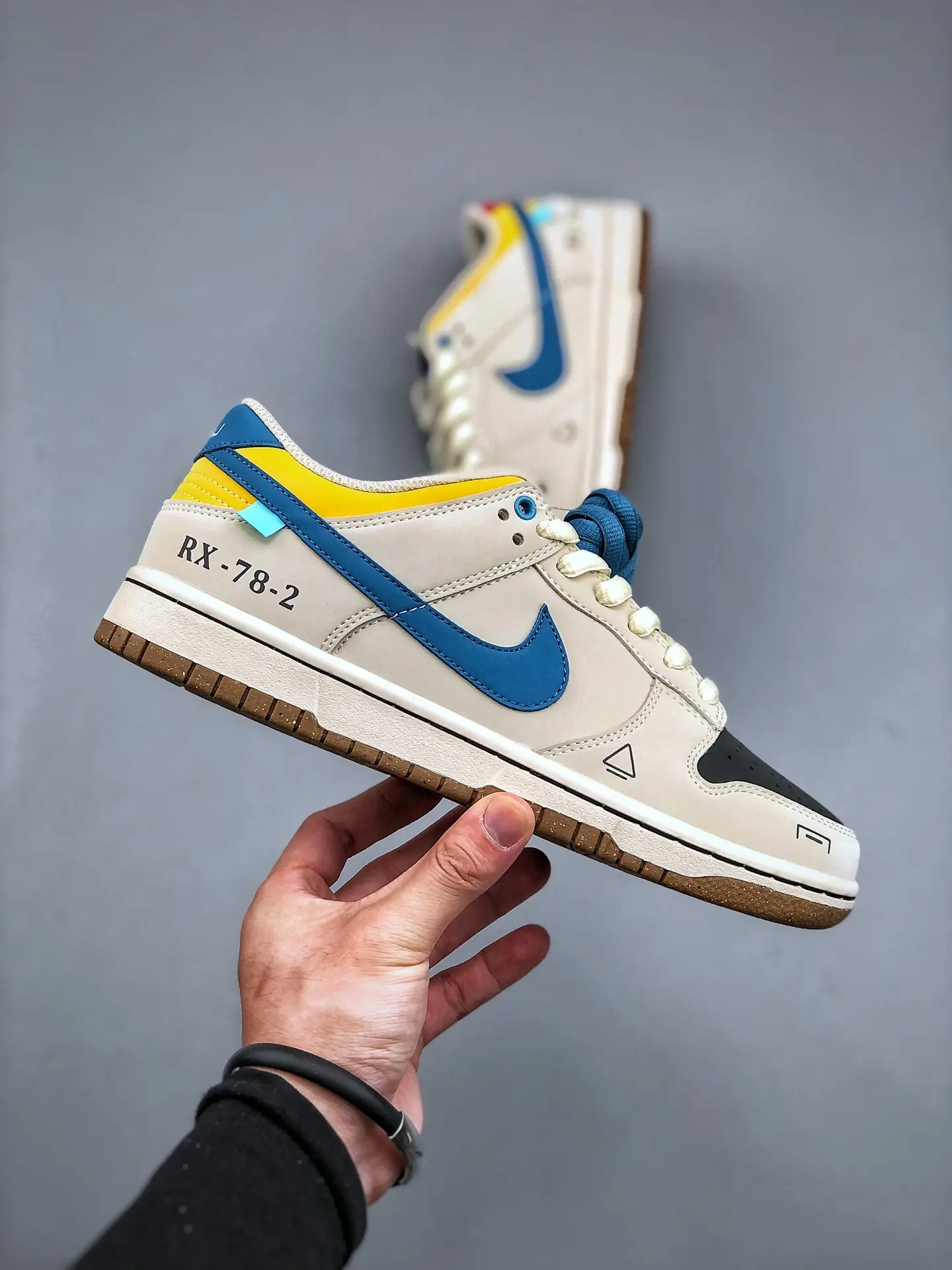 Exploring Replica Nike SB Dunk Low Robot Blue Yellow Black: A Detailed Review | YtaYta