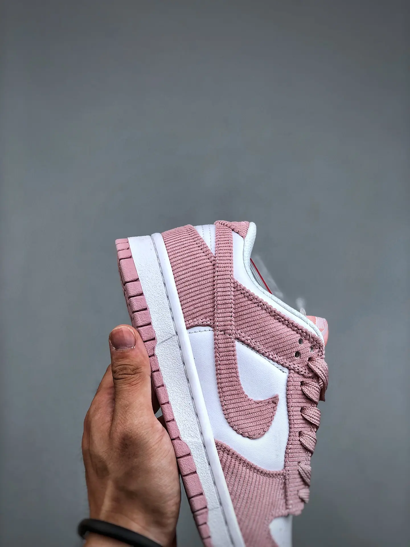 Replica Nike Dunk Low GS 'Pink Velvet': A Comprehensive Review | YtaYta