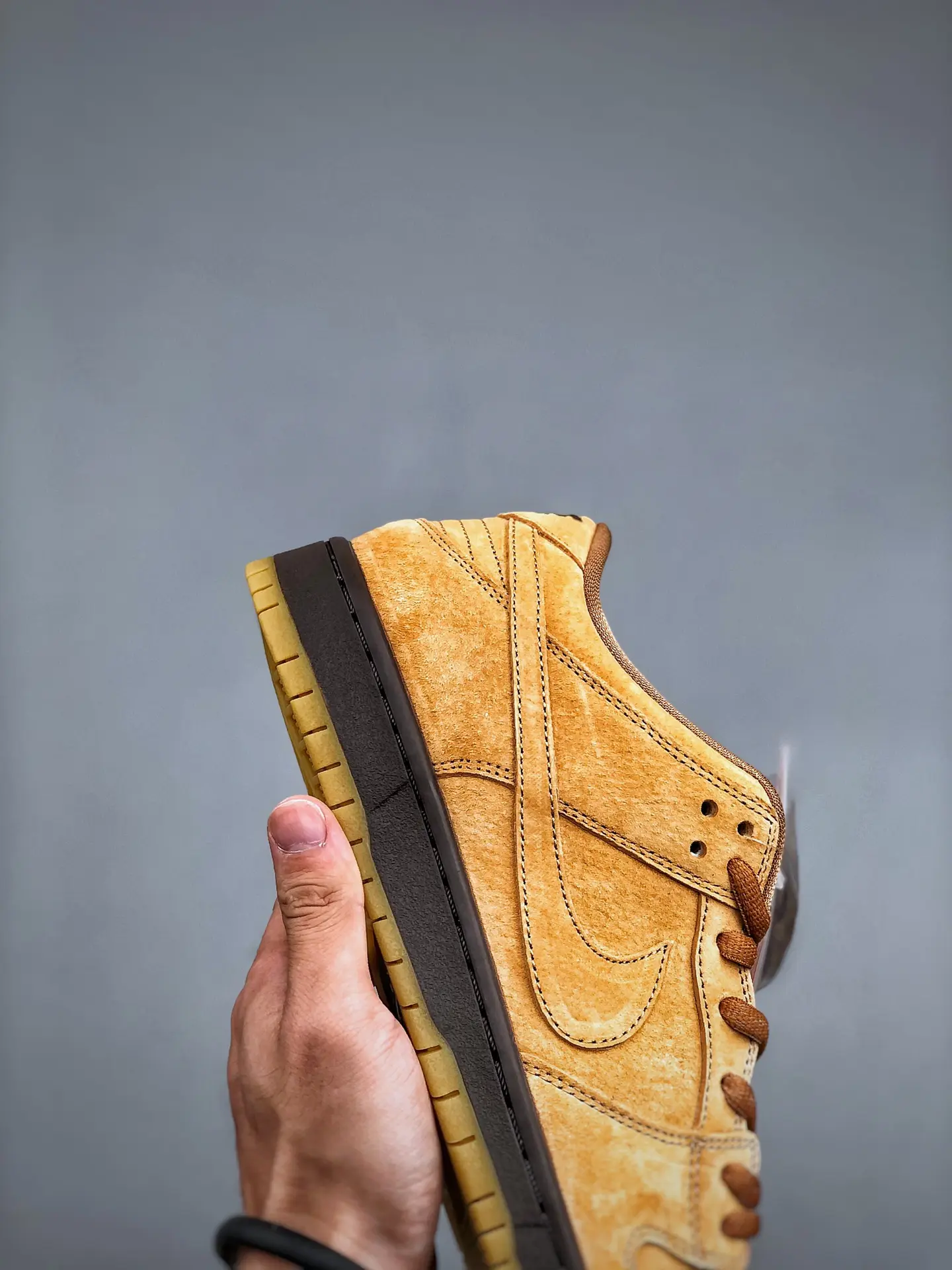 Nike SB Dunk Low Pro 'Wheat Mocha' Replica Review | YtaYta