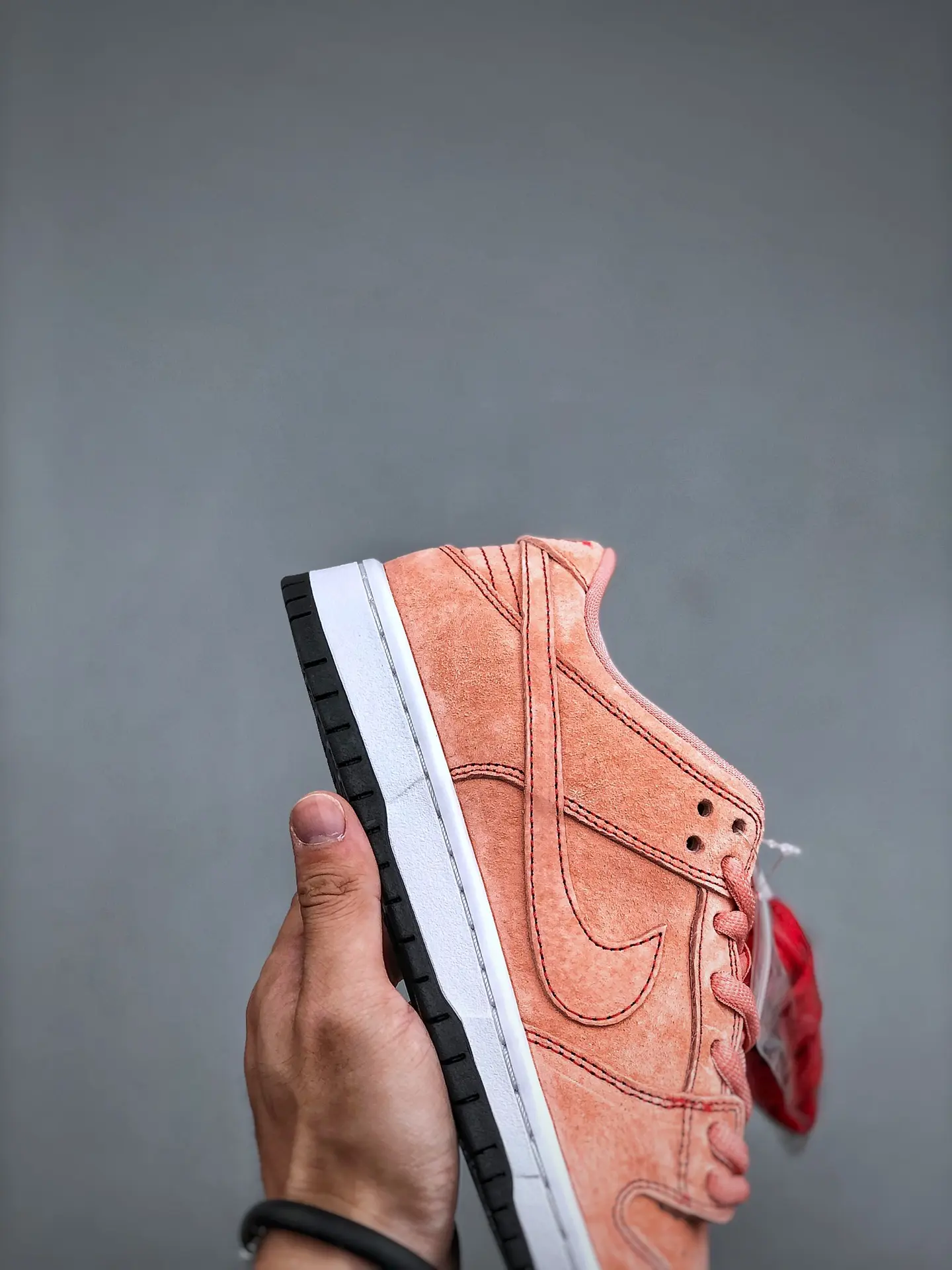 Nike SB Dunk Low Pink Pig Replica Review: Unveiling the Atomic Pink Sensation | YtaYta