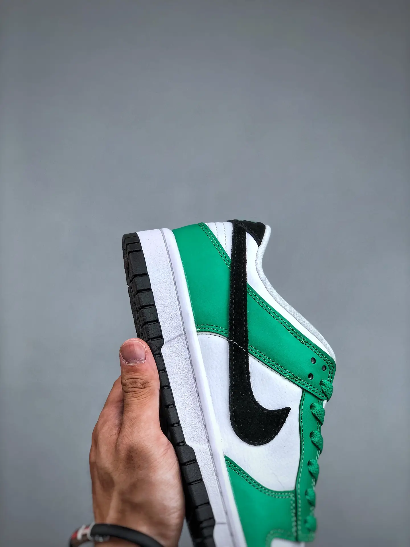 Nike Dunk Low 'Stadium Green' Replica Sneaker Review: Stylish and Affordable | YtaYta