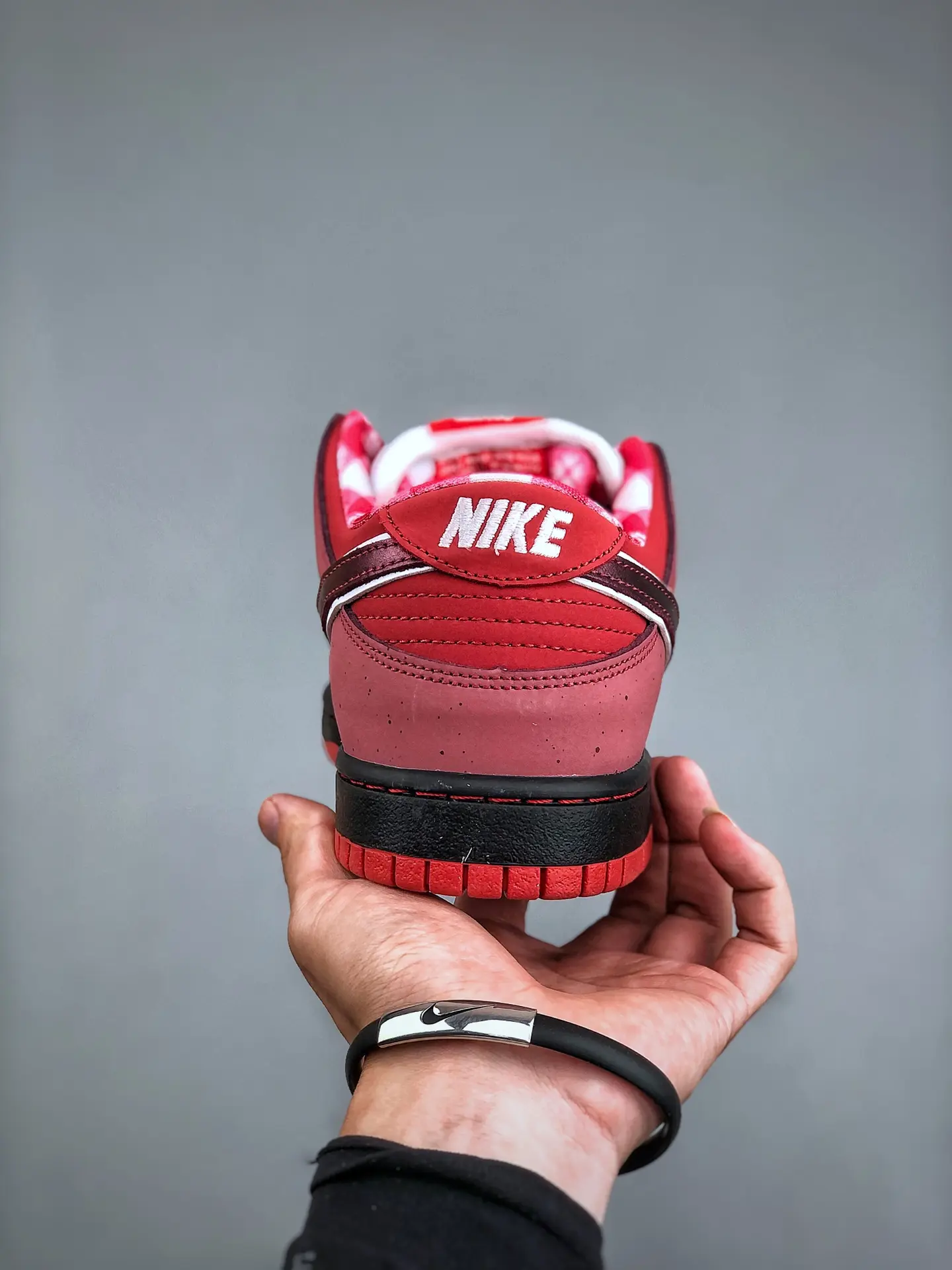 Unveiling the Replica Nike SB Dunk Low 'Red Lobster' - A Detailed Look | YtaYta