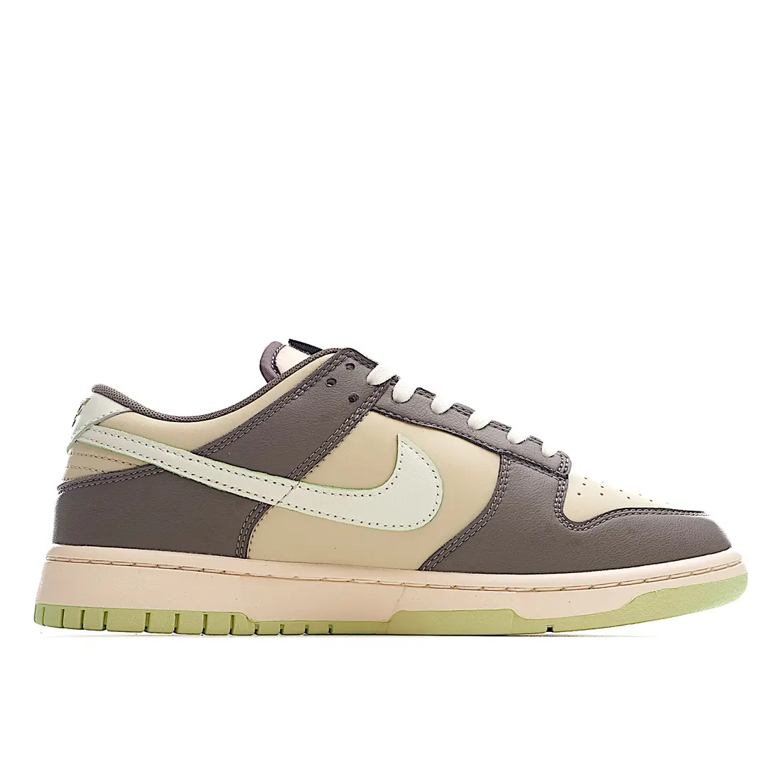 Nike SB Dunk Low 'Velcro Tongue - Milk Tea': A Comprehensive Review | YtaYta