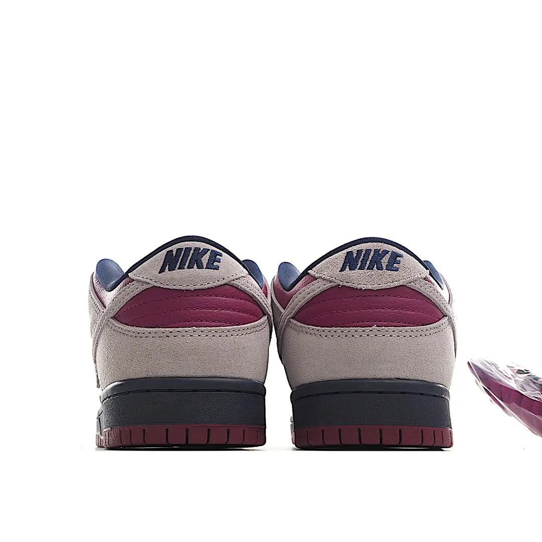 Nike SB Dunk Low 'True Berry' Replica Sneakers: Worth the Hype? | YtaYta