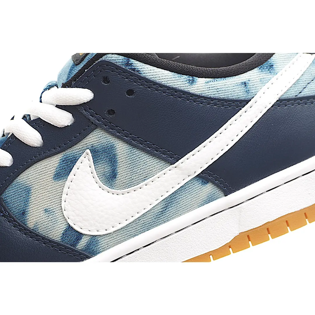 Nike SB Dunk Low Premium 'Fast Times' - Replica vs. Authentic | YtaYta