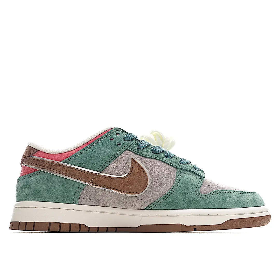 Replica Otomo Katsuhiro x Nike SB Dunk Low Steamboy OST: A Comprehensive Review | YtaYta