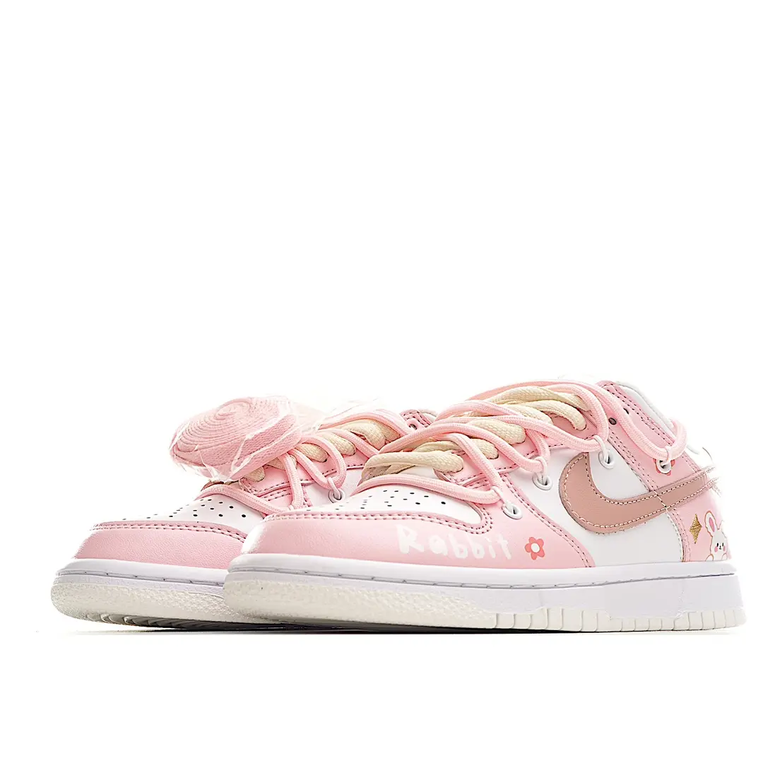 Replica Nike Dunk Low Triple Pink: Affordable Style with a Flawless Look | YtaYta