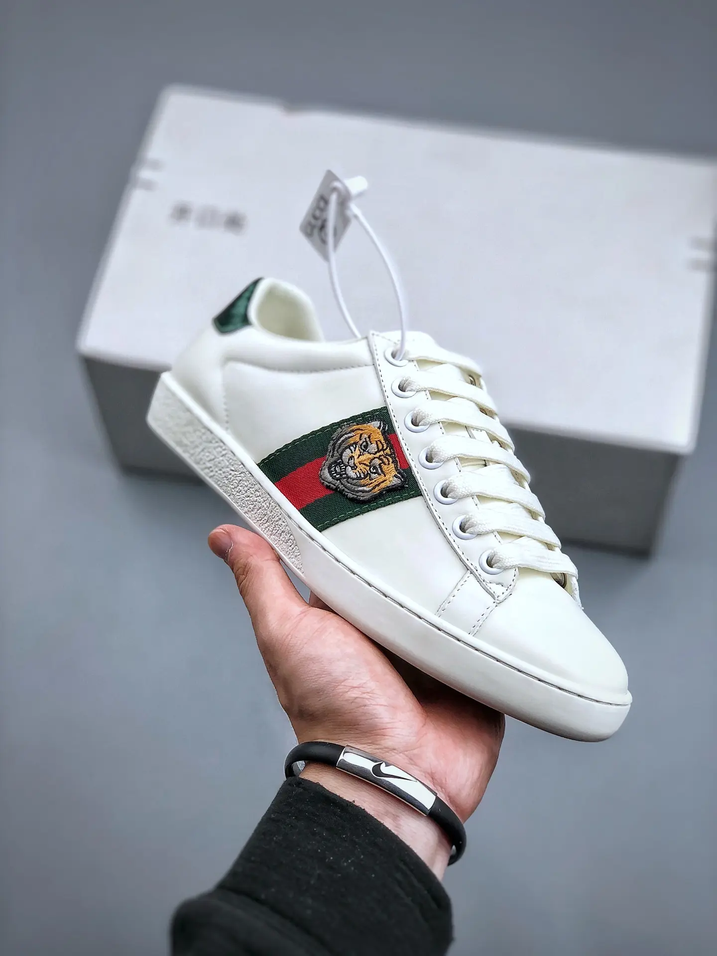 Gucci White & Grey Interlocking G Ace Sneakers Replica Review | YtaYta