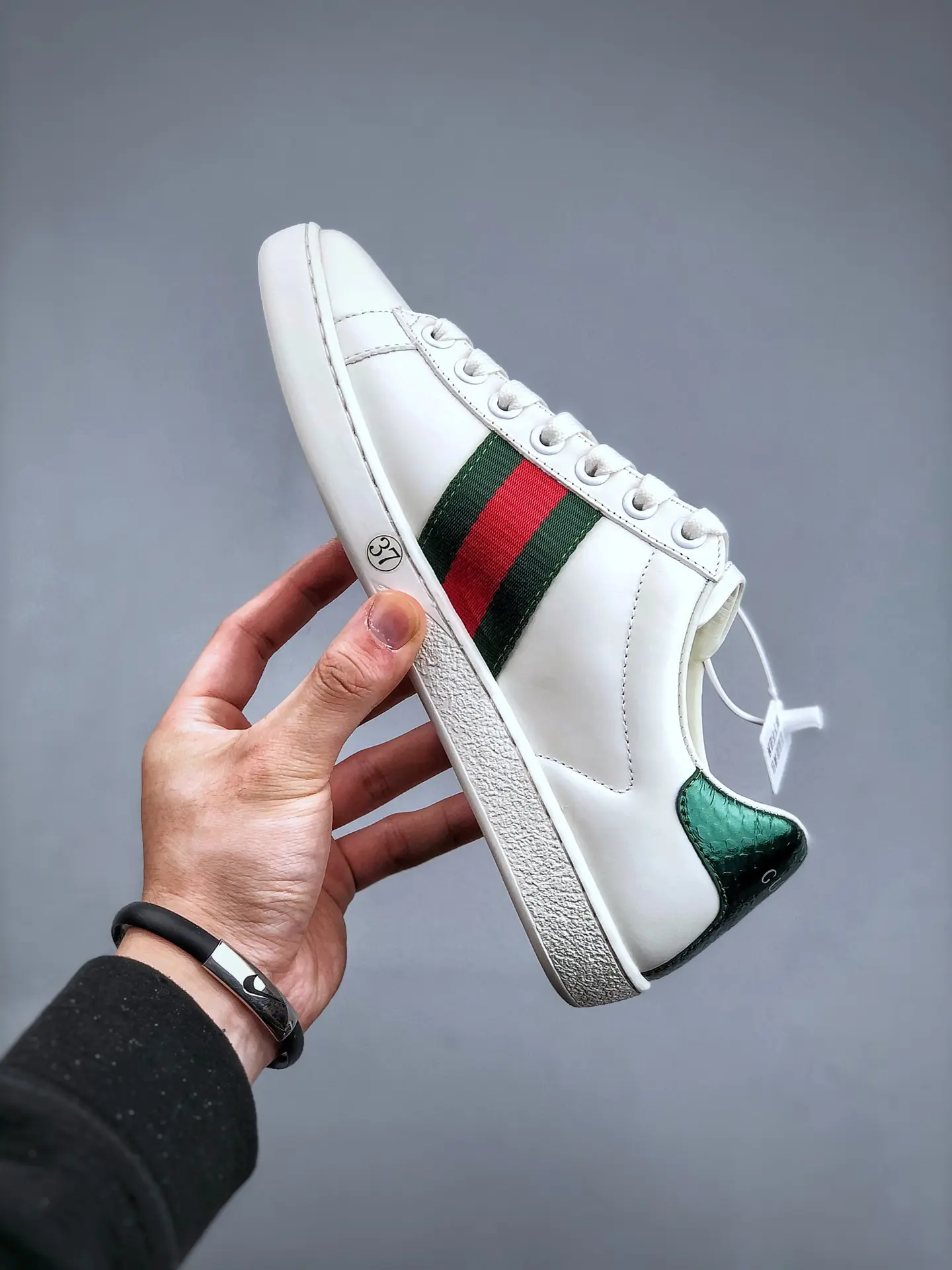 Gucci Ace Embroidered Leather Sneakers White - Replica Review | YtaYta