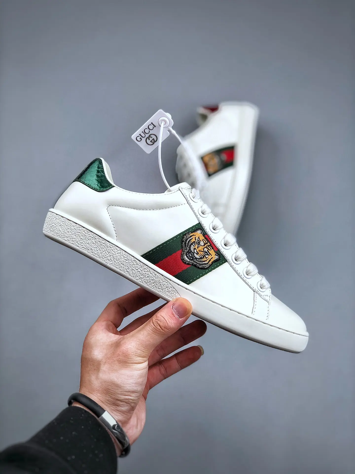 Gucci Ace Embroidered Leather Sneakers White - Replica Review | YtaYta