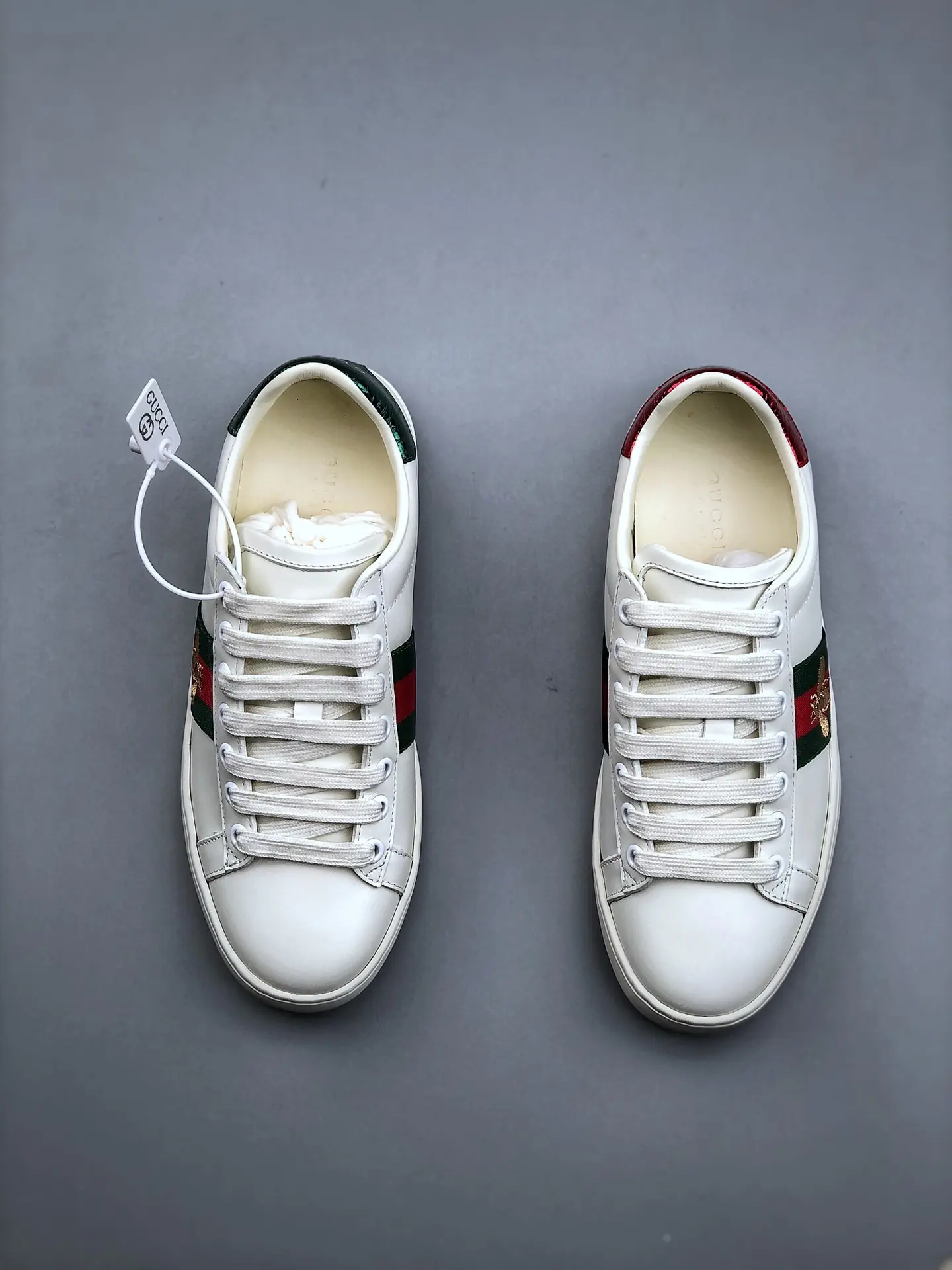 Replica Gucci White Leather Faux Pearl Embellished Ace Sneakers: A Detailed Look | YtaYta